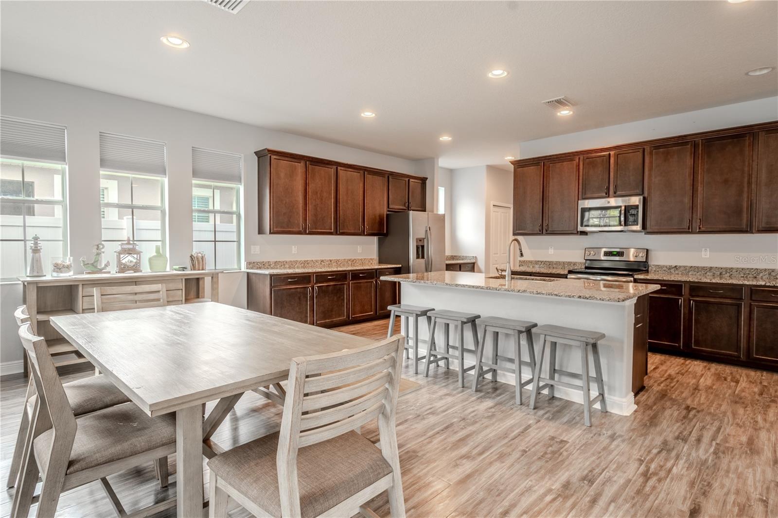 111 PHILIPPE GRAND CT, SAFETY HARBOR, FL, 34695