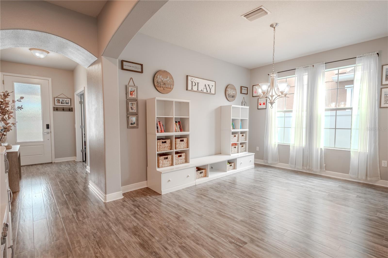 111 PHILIPPE GRAND CT, SAFETY HARBOR, FL, 34695