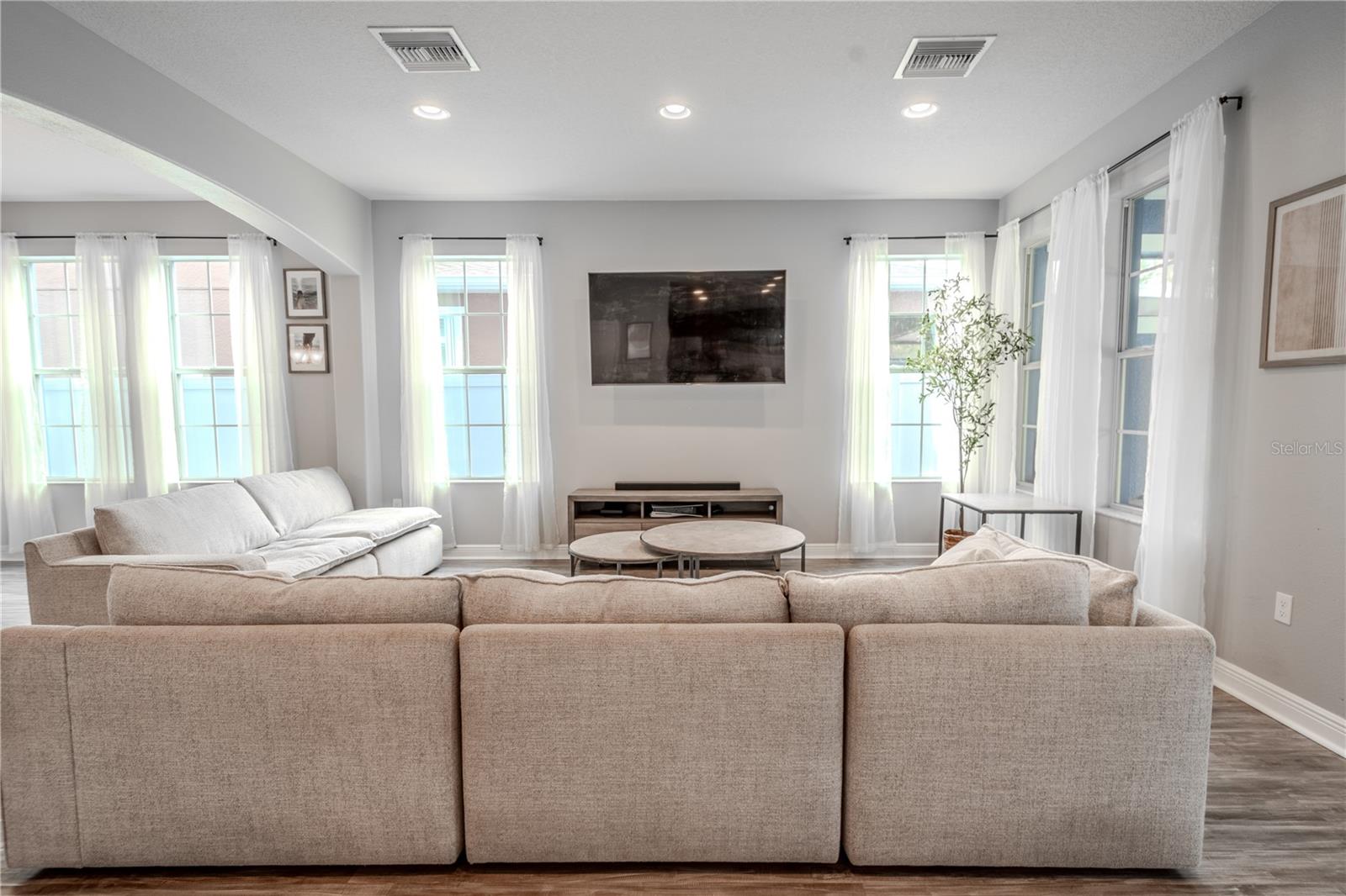 111 PHILIPPE GRAND CT, SAFETY HARBOR, FL, 34695