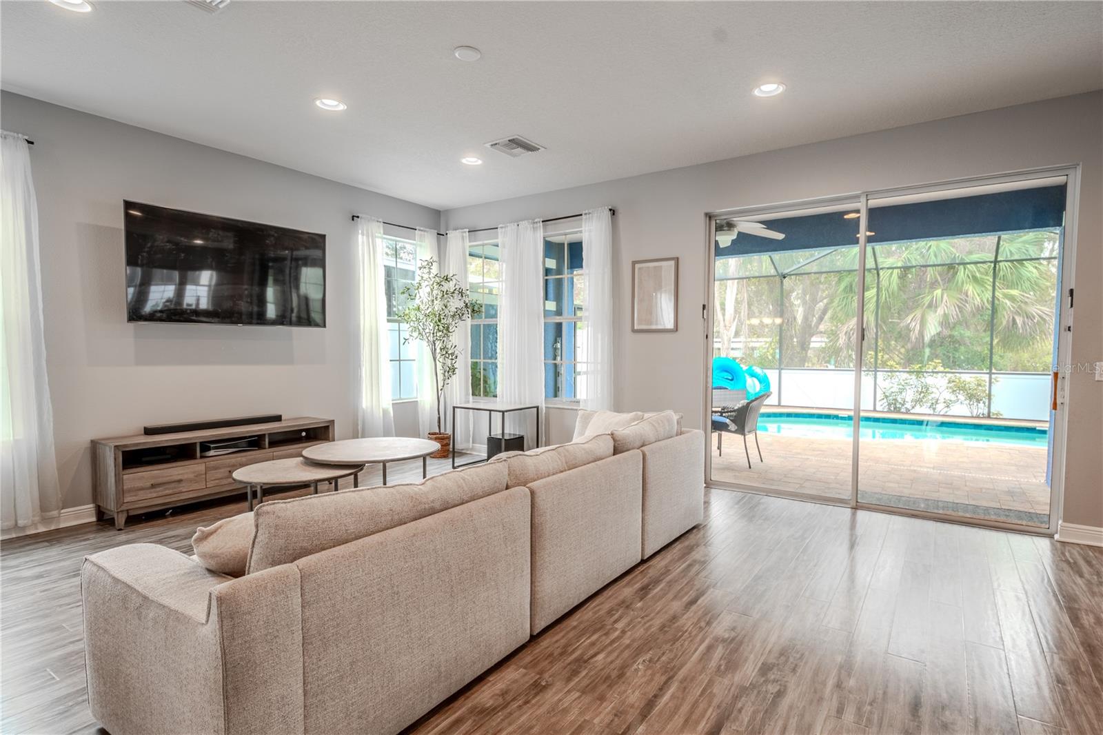 111 PHILIPPE GRAND CT, SAFETY HARBOR, FL, 34695