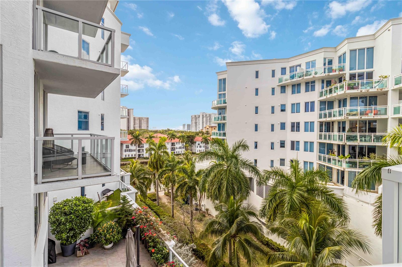 3030 NE 188TH ST #404, AVENTURA, FL, 33180