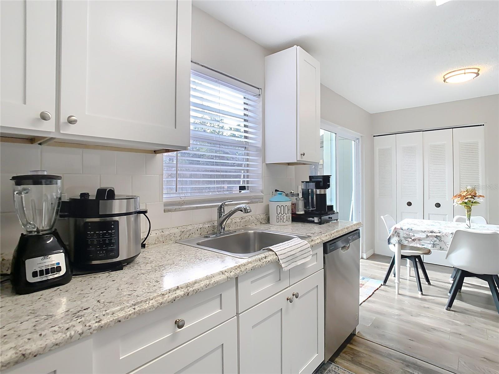 13917 VILLAGE VIEW DR, TAMPA, FL, 33624