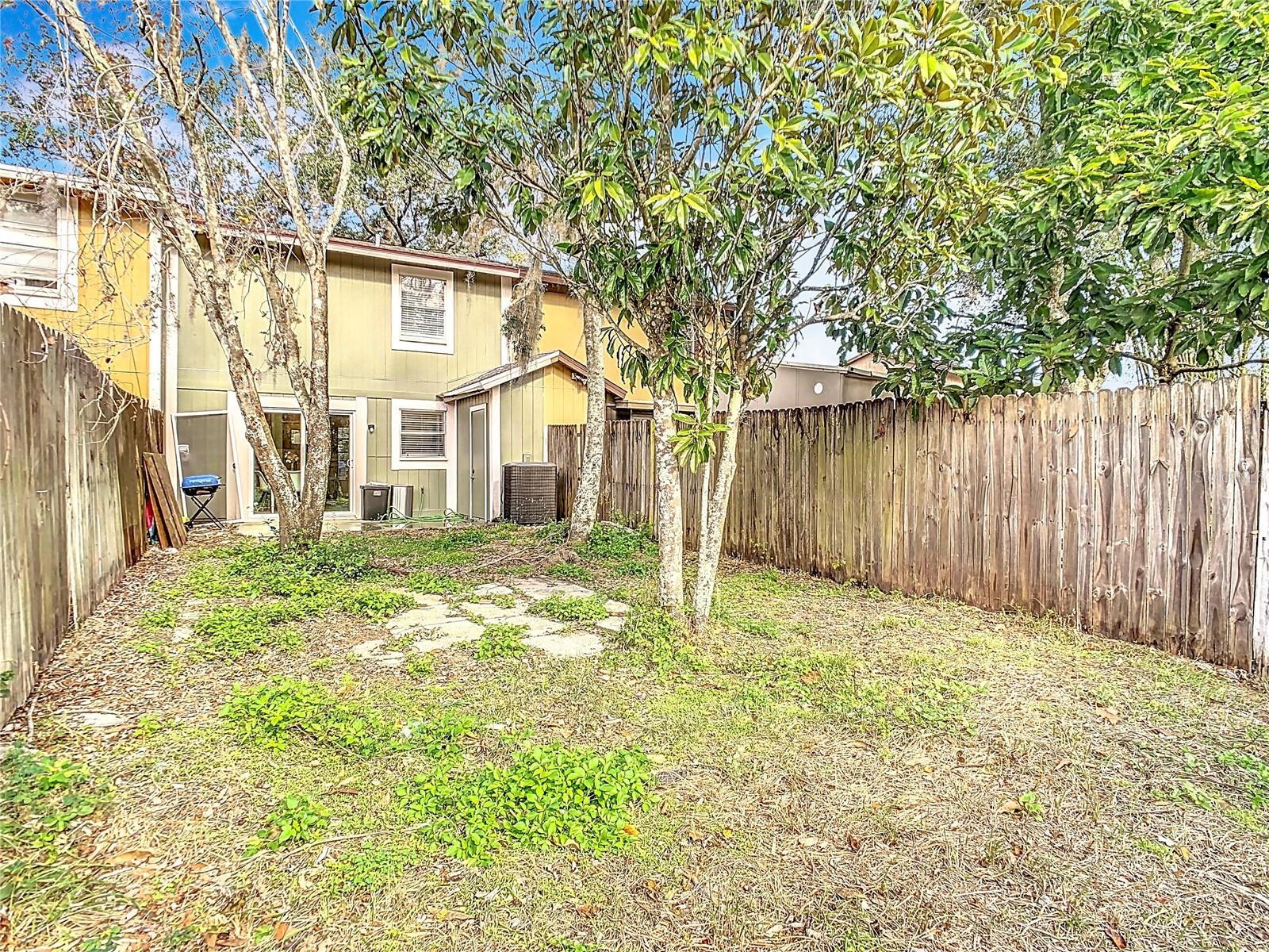 13917 VILLAGE VIEW DR, TAMPA, FL, 33624