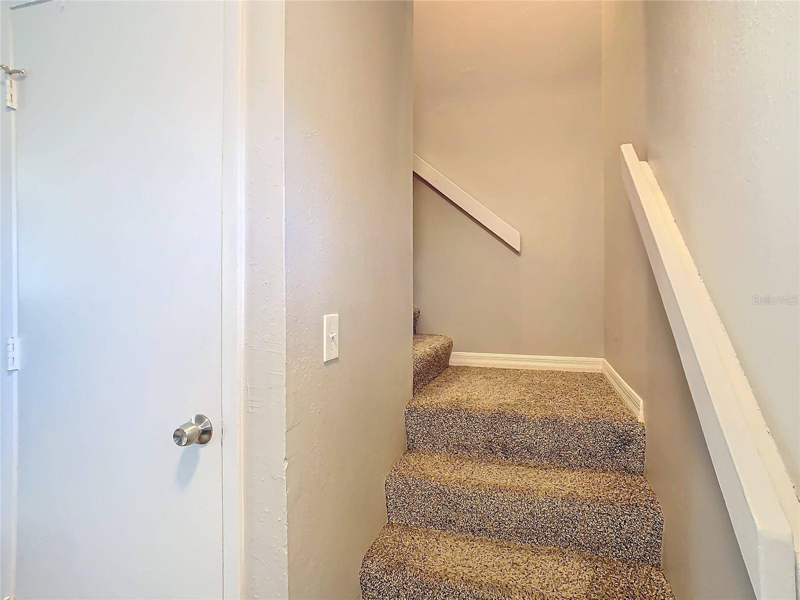 13917 VILLAGE VIEW DR, TAMPA, FL, 33624