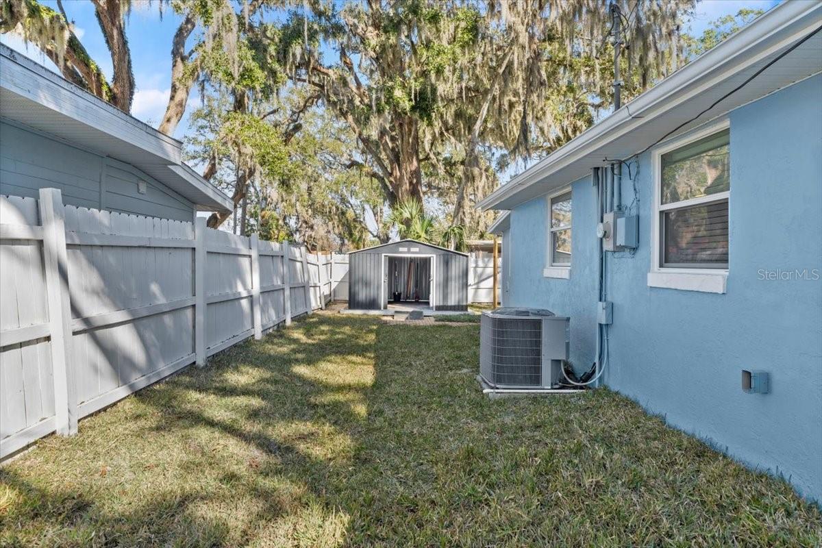 825 MAGNOLIA AVE, HOLLY HILL, FL, 32117