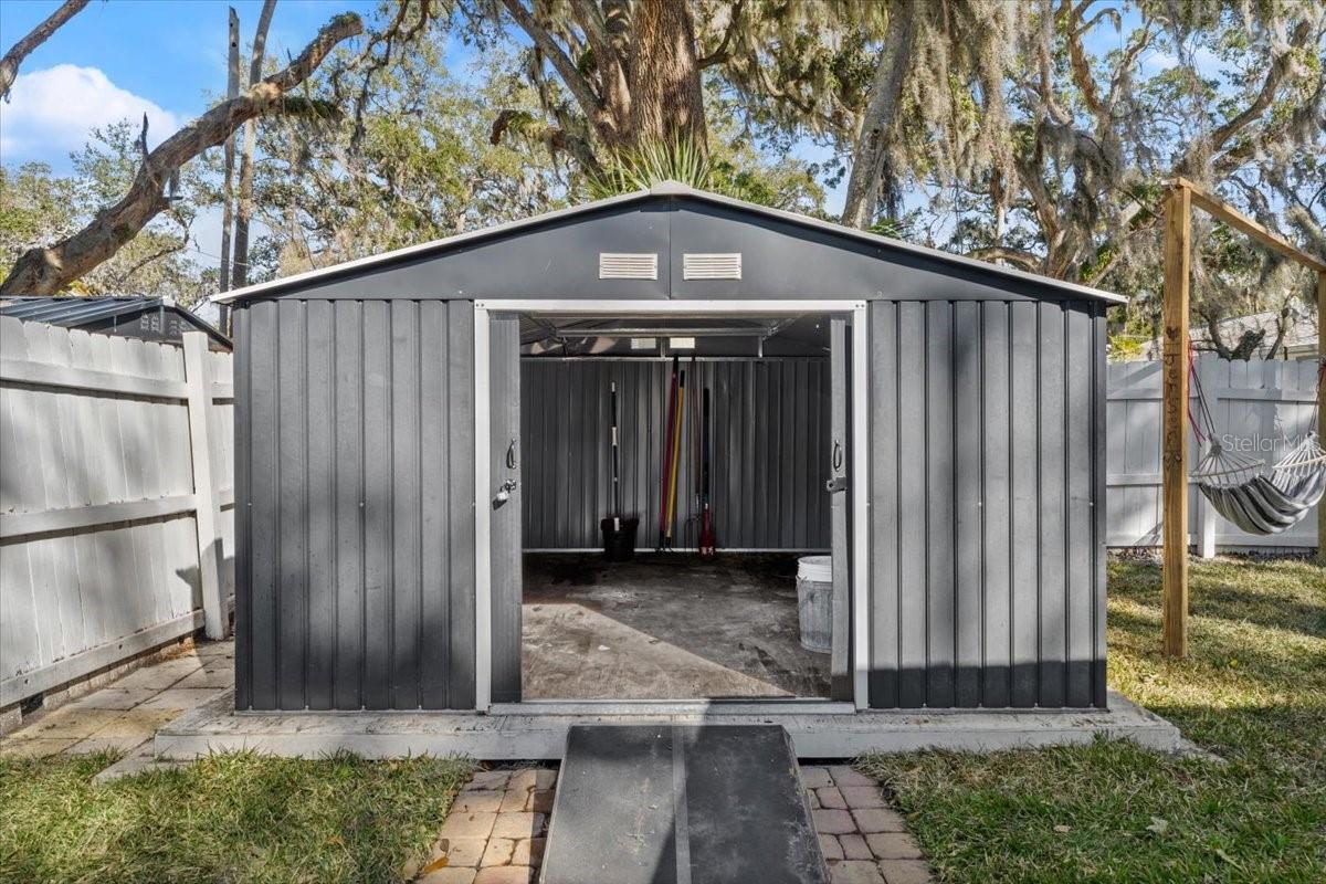 825 MAGNOLIA AVE, HOLLY HILL, FL, 32117