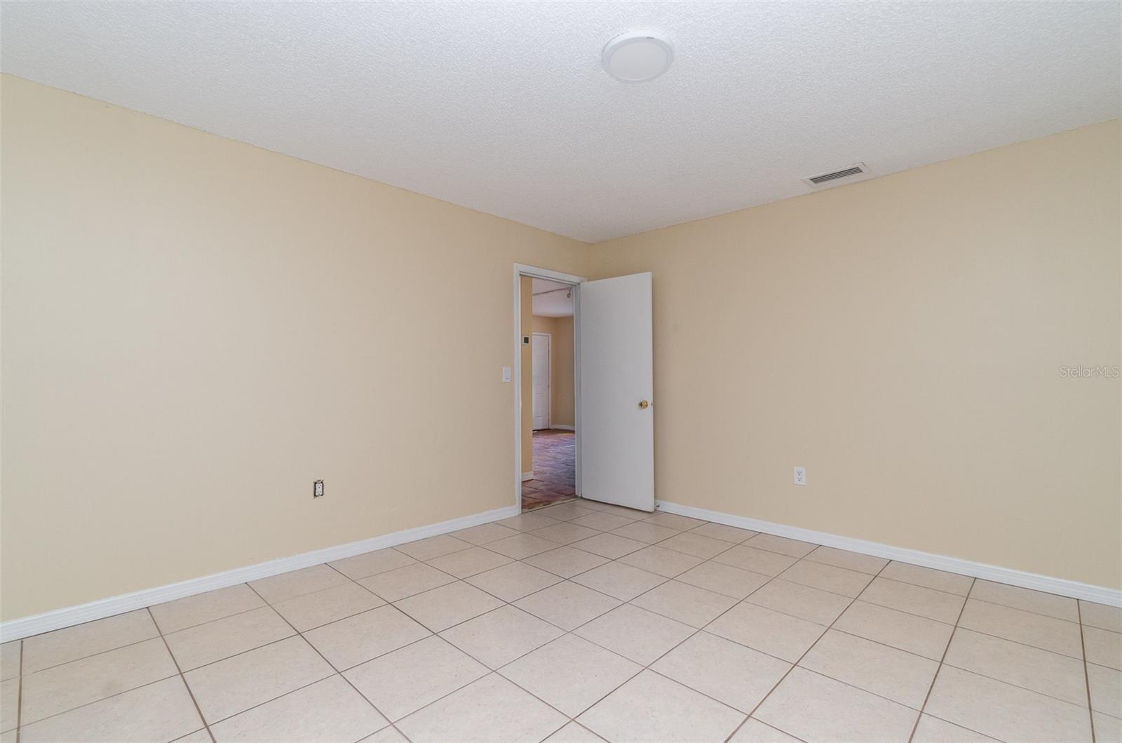 4651 SUMMERWIND DR #26, SARASOTA, FL, 34234