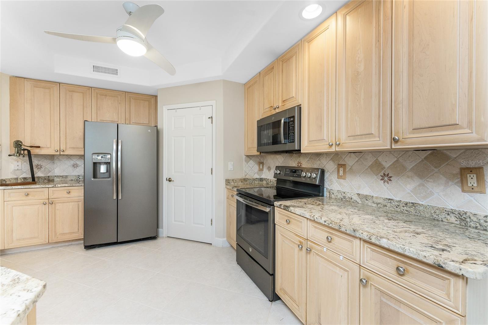 3308 SUNSET KEY CIR #A, PUNTA GORDA, FL, 33955