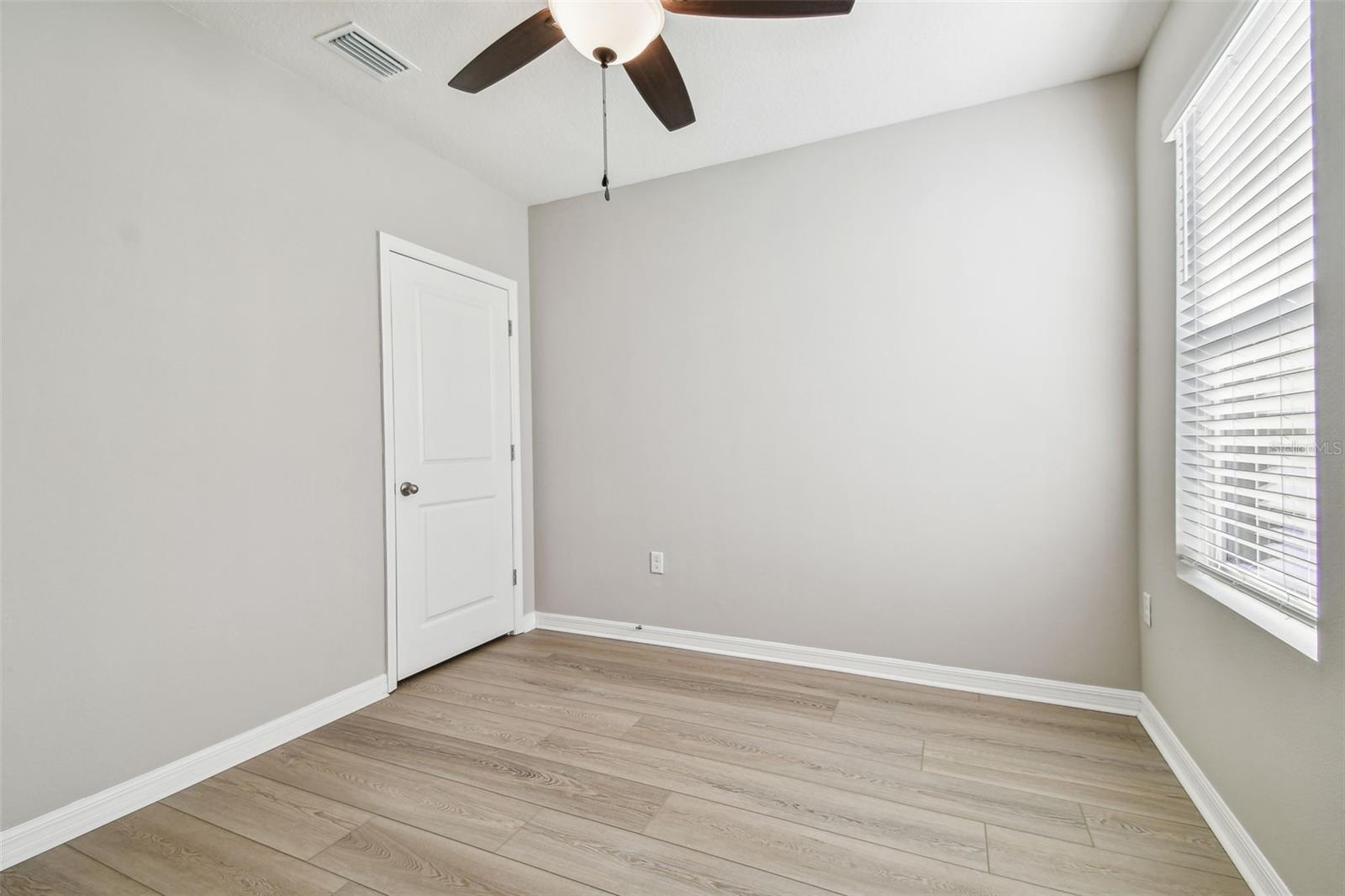 9905 WARM STONE ST, THONOTOSASSA, FL, 33592