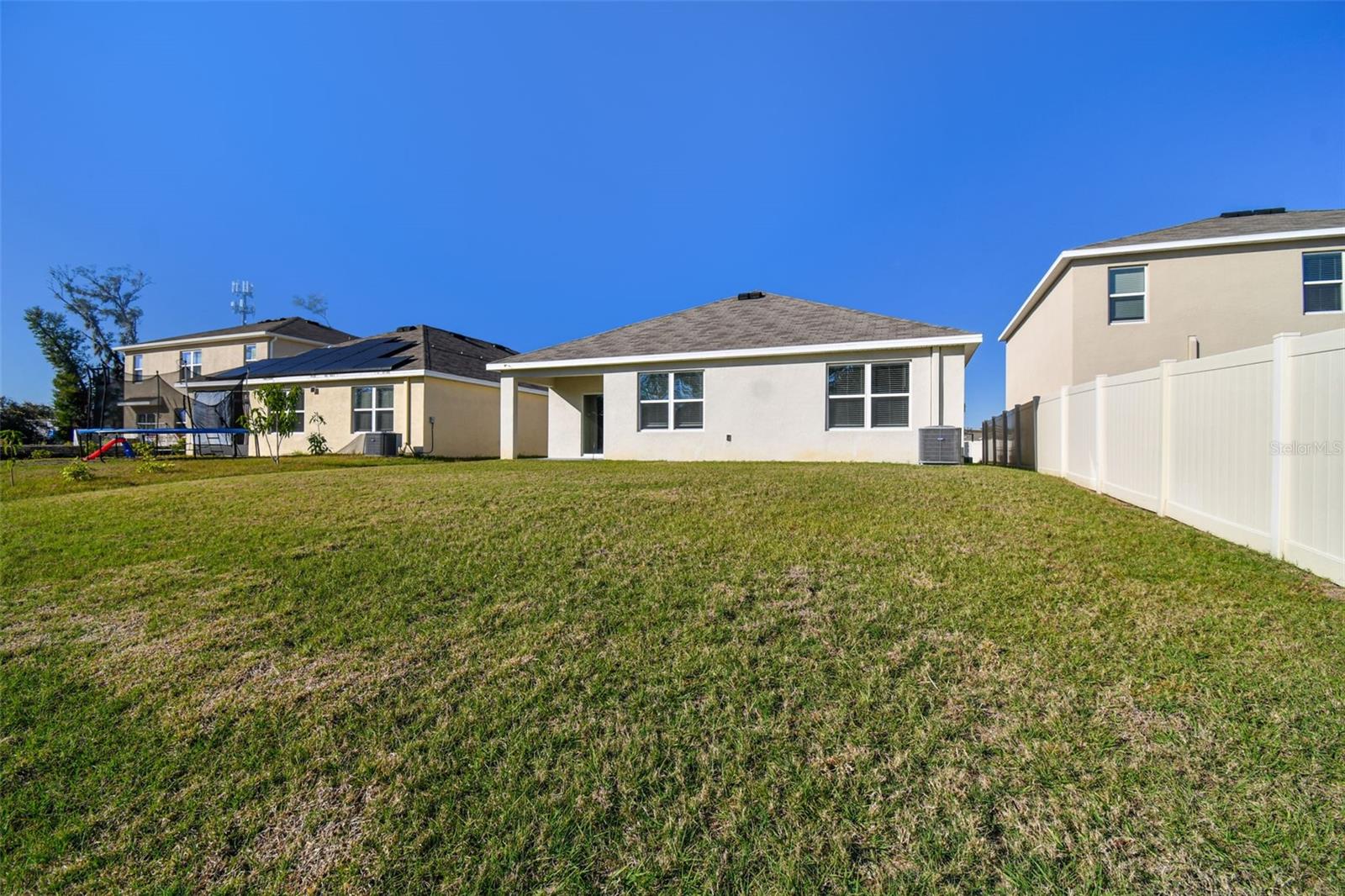 9905 WARM STONE ST, THONOTOSASSA, FL, 33592
