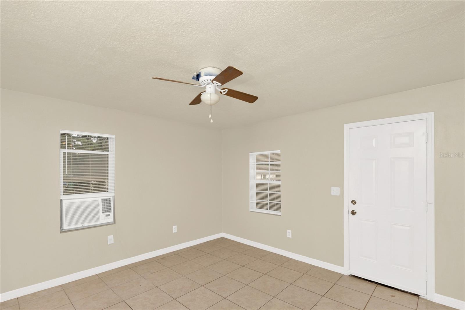 430 S PARSONS AVE #1, DELAND, FL, 32720