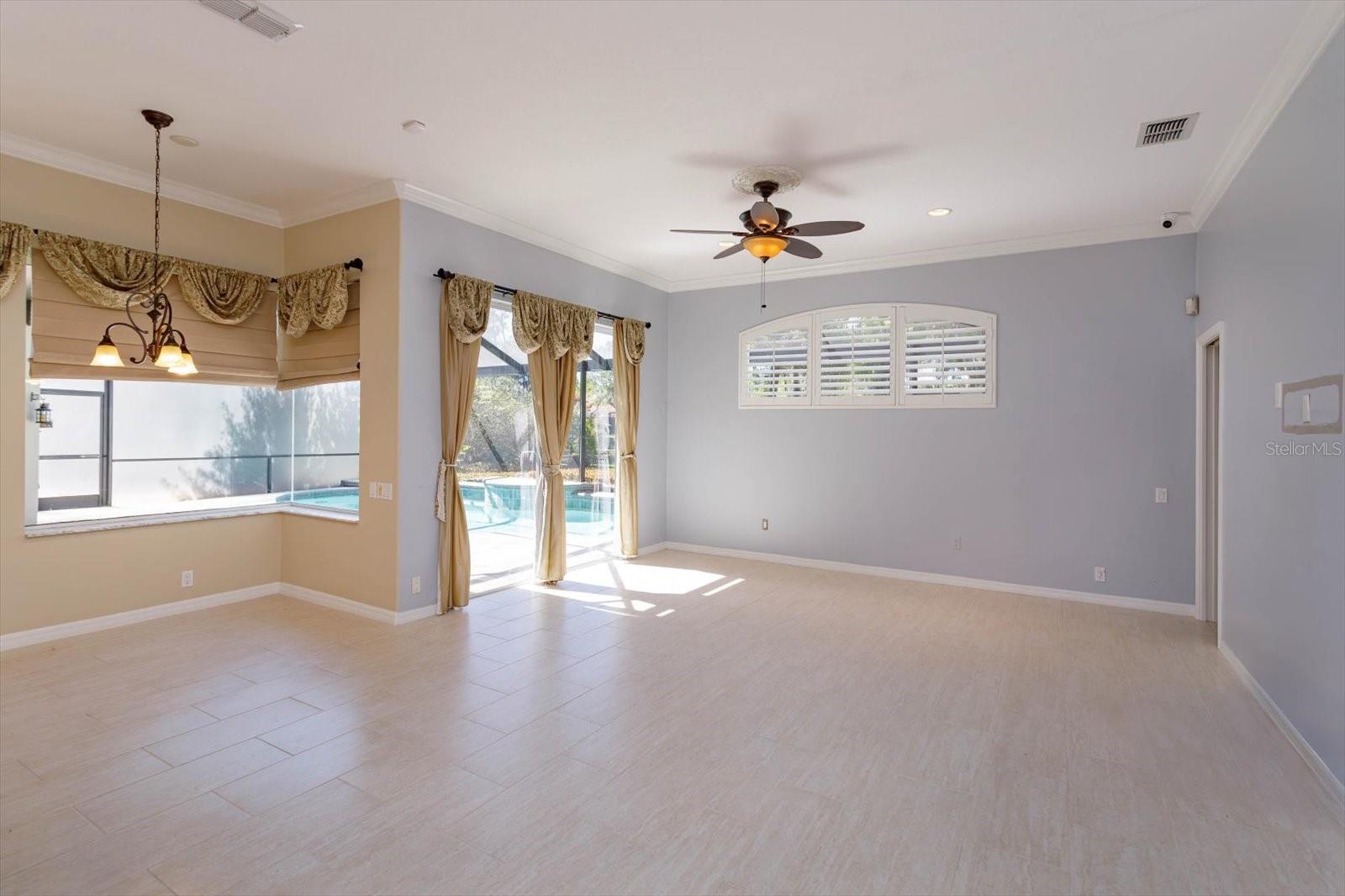 812 EDGEFOREST TER, SANFORD, FL, 32771