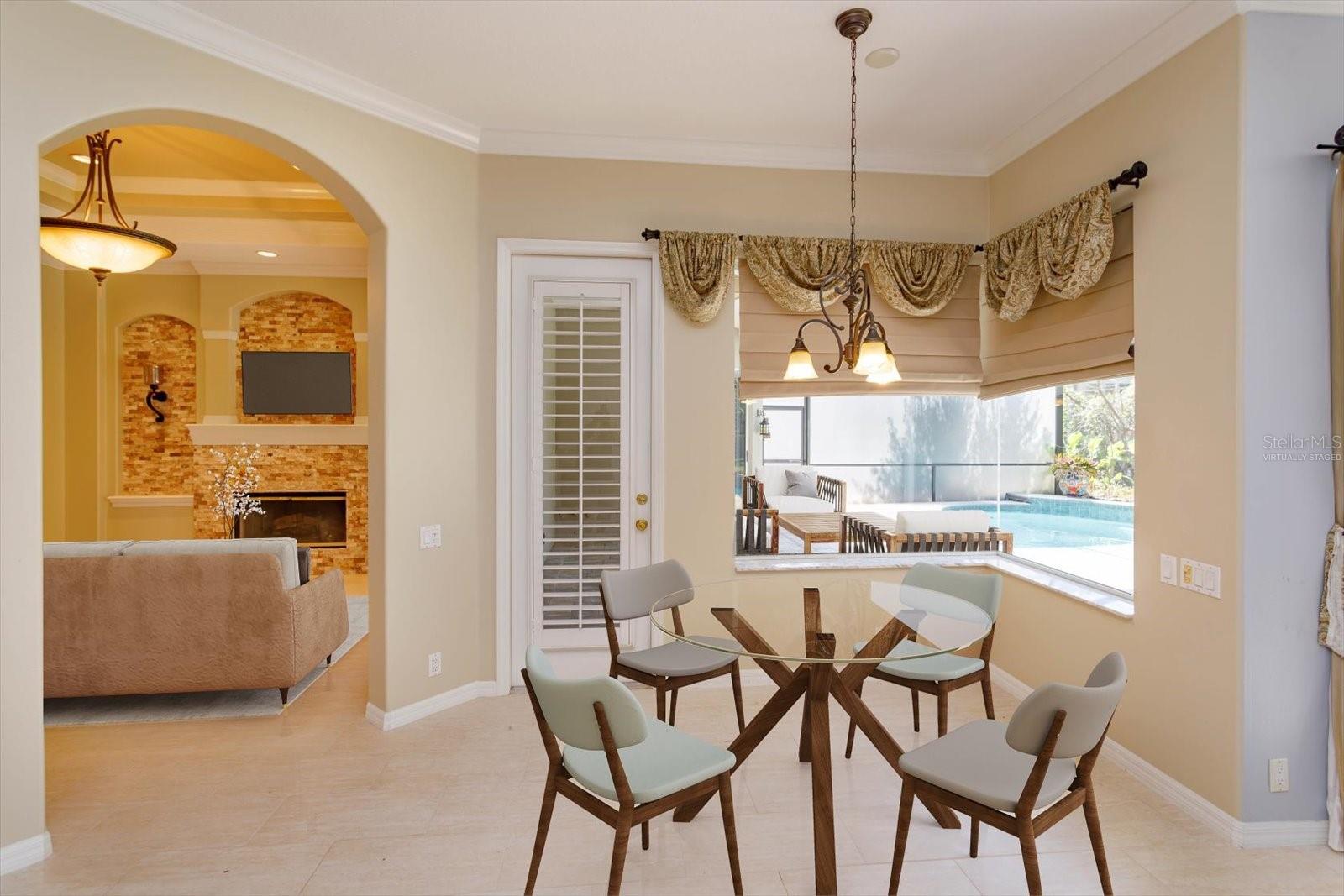 812 EDGEFOREST TER, SANFORD, FL, 32771
