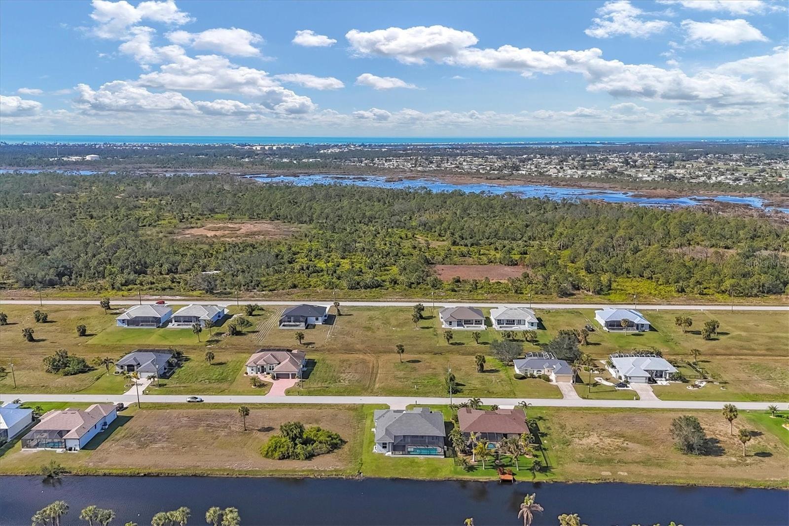 216 W PINE VALLEY LN, ROTONDA WEST, FL, 33947
