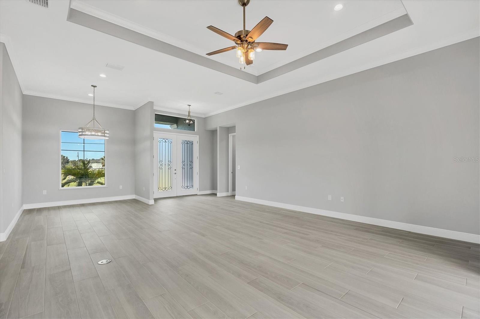 216 W PINE VALLEY LN, ROTONDA WEST, FL, 33947