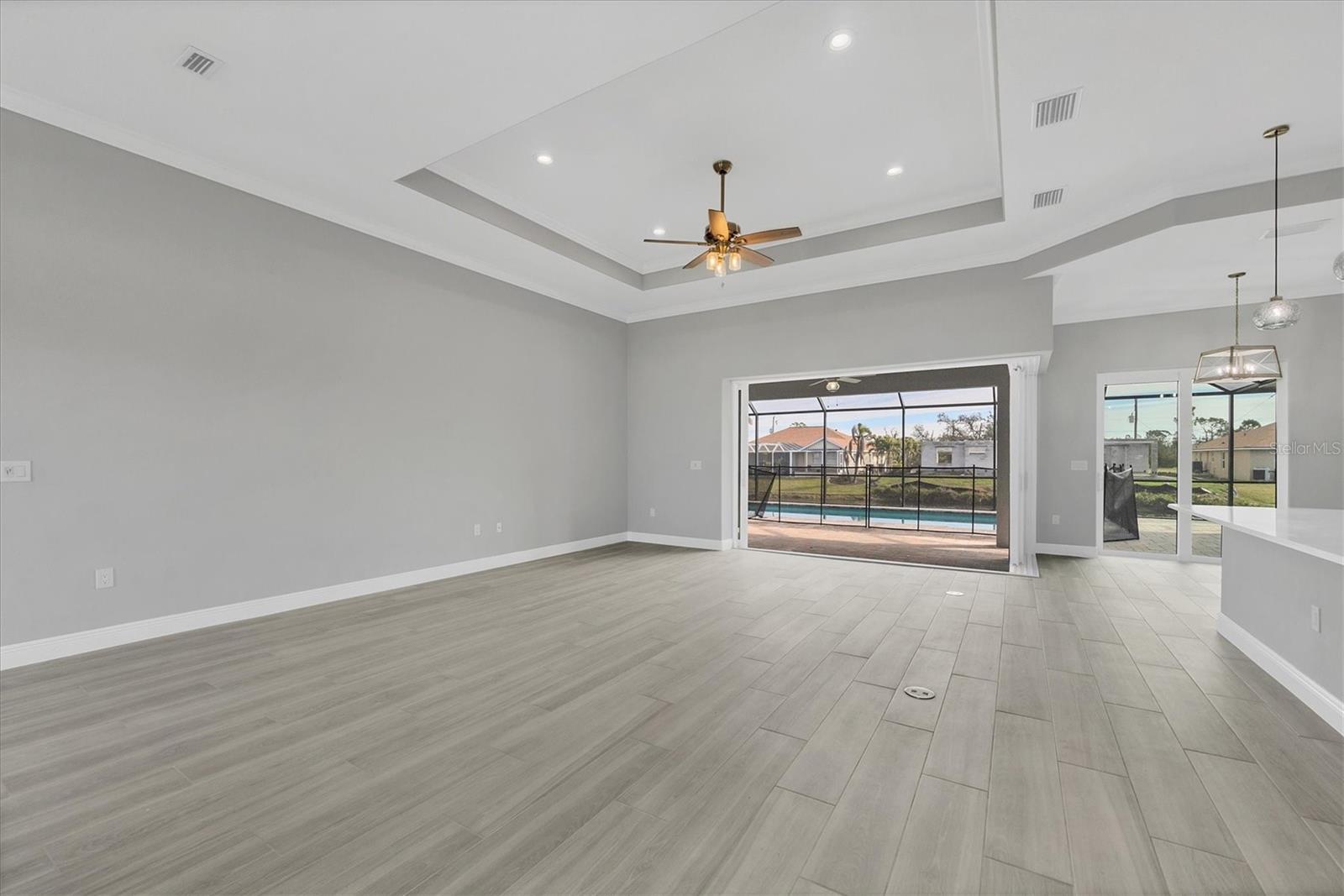 216 W PINE VALLEY LN, ROTONDA WEST, FL, 33947