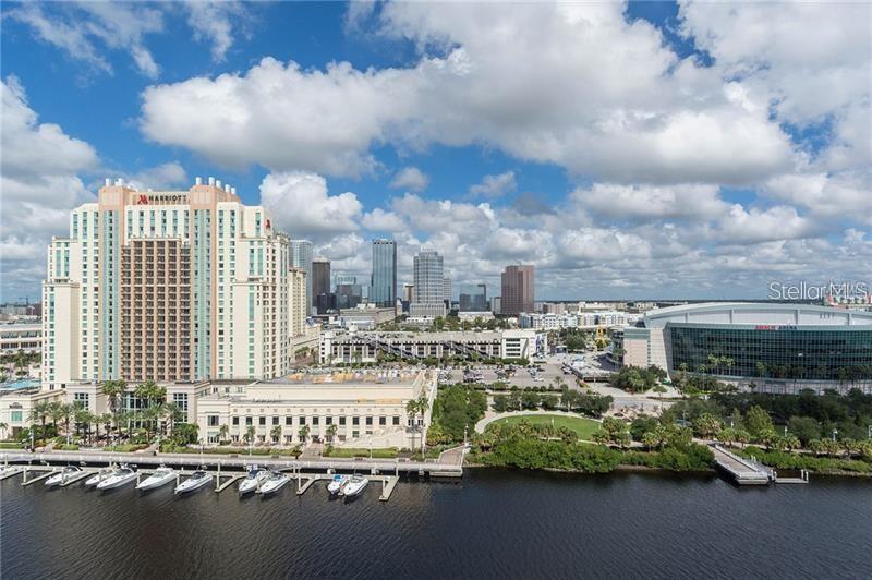 371 CHANNELSIDE WALK WAY #1401, TAMPA, FL, 33602