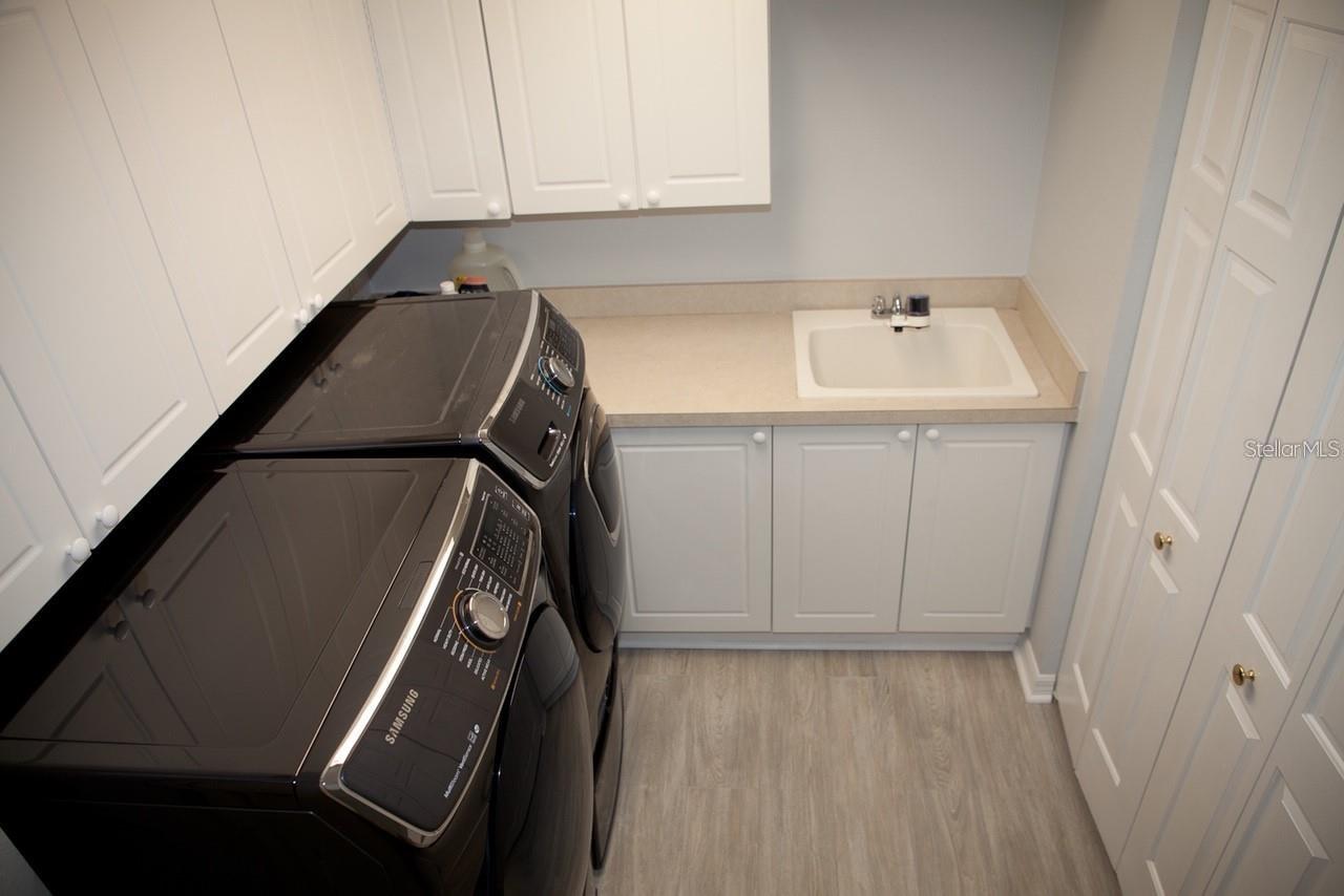 371 CHANNELSIDE WALK WAY #1401, TAMPA, FL, 33602