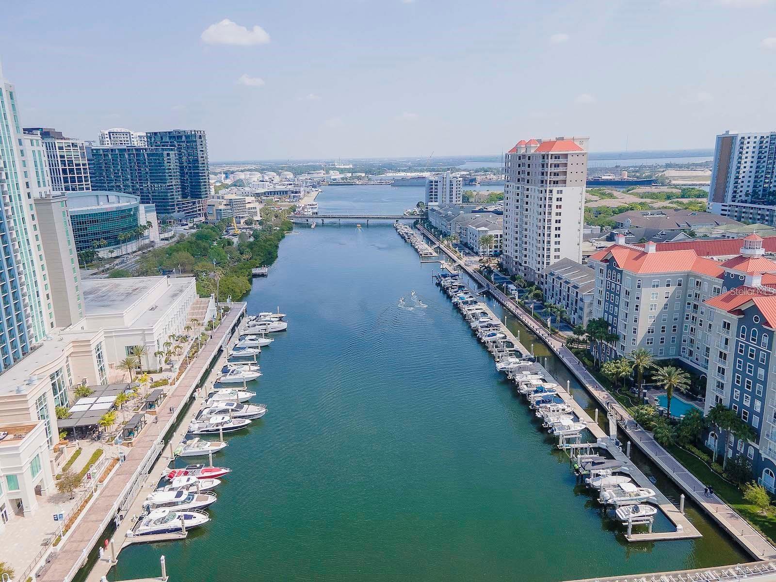 371 CHANNELSIDE WALK WAY #1401, TAMPA, FL, 33602
