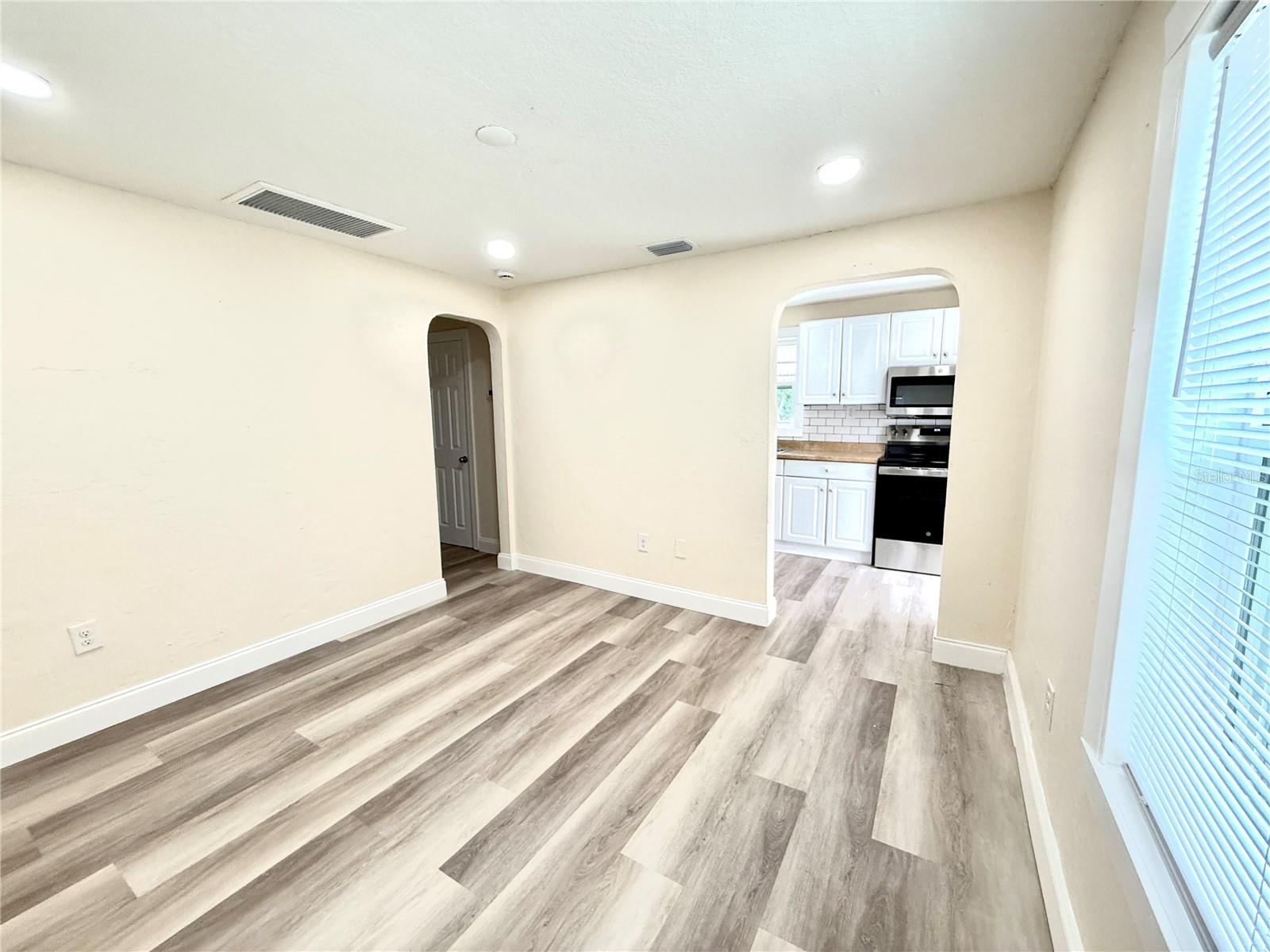 1005 26TH ST N #B, ST PETERSBURG, FL, 33713