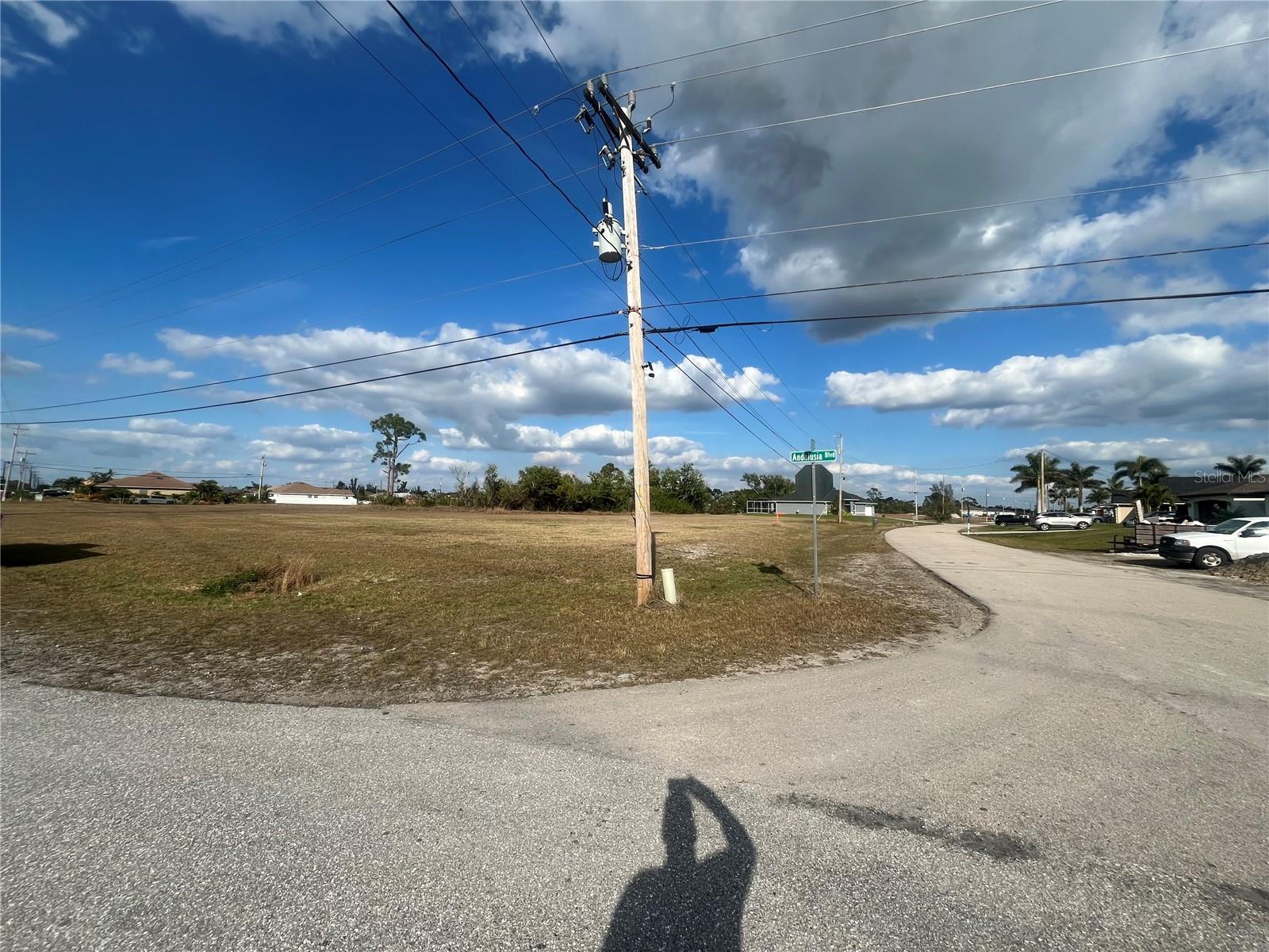 3213 ANDALUSIA BLVD, CAPE CORAL, FL, 33909