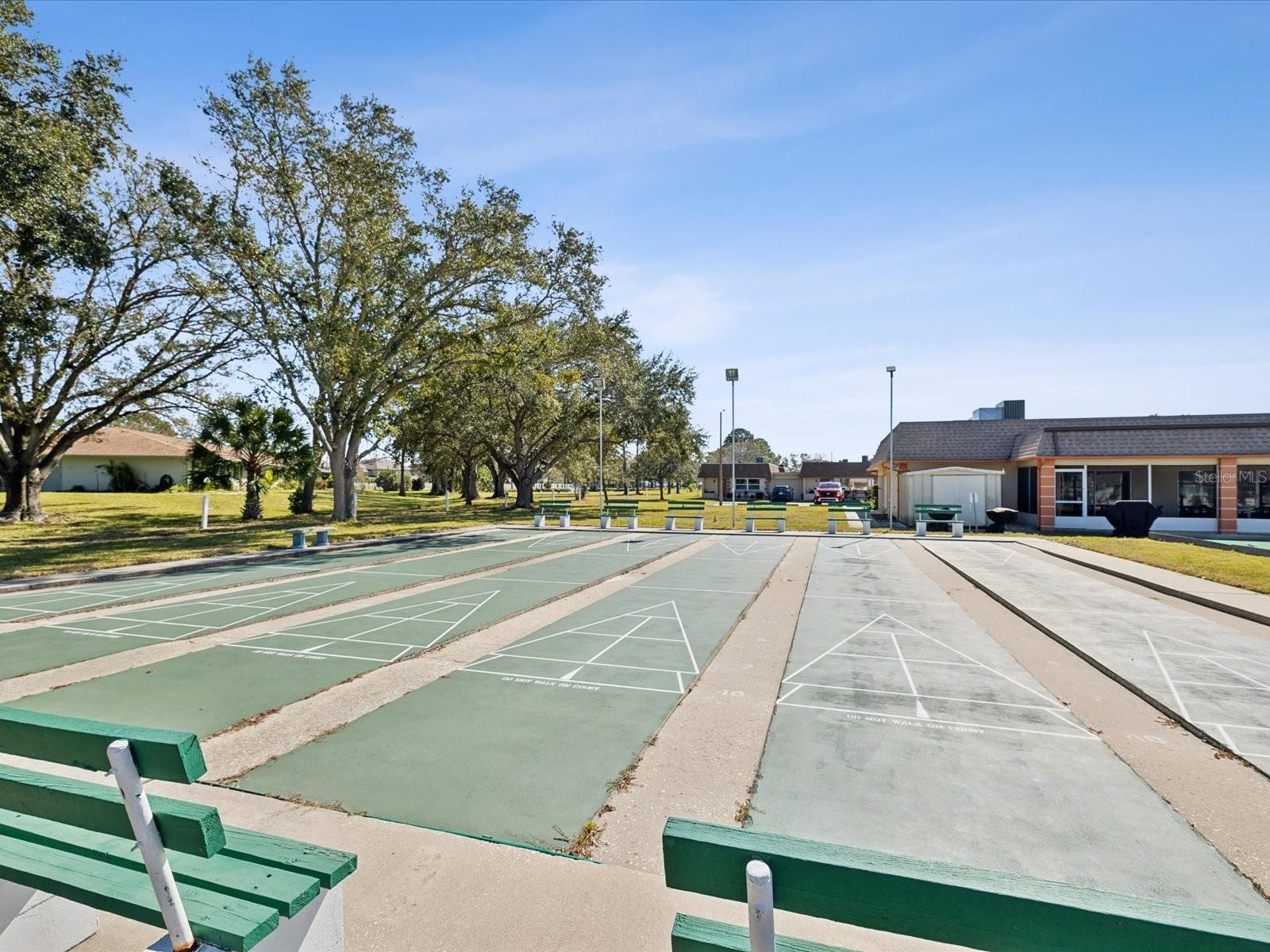 7037 VERSAILLES N #15, PINELLAS PARK, FL, 33781