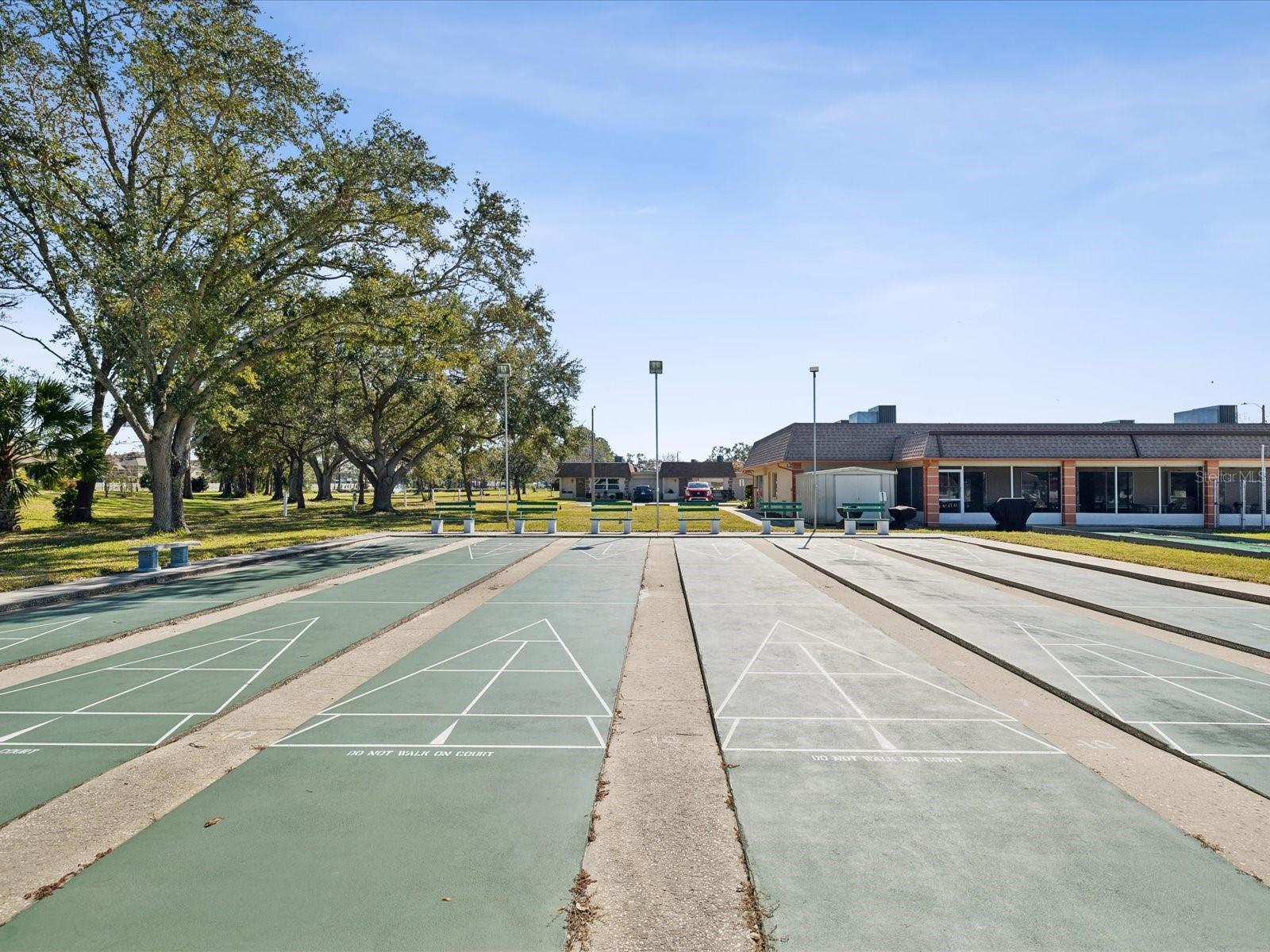 7037 VERSAILLES N #15, PINELLAS PARK, FL, 33781