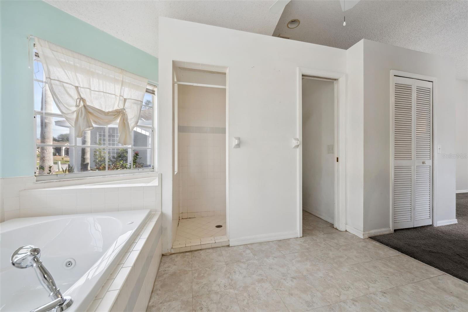 5574 SWEETWATER OAK, SARASOTA, FL, 34232