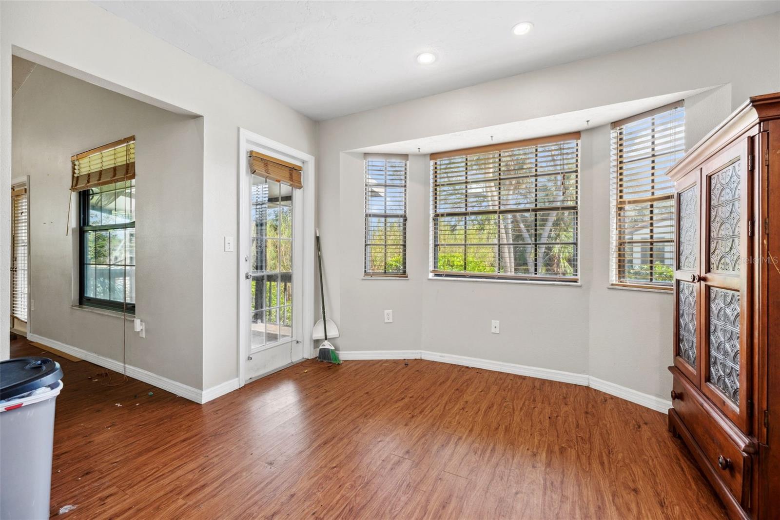 4351 TRAILS DR #4-2, SARASOTA, FL, 34232