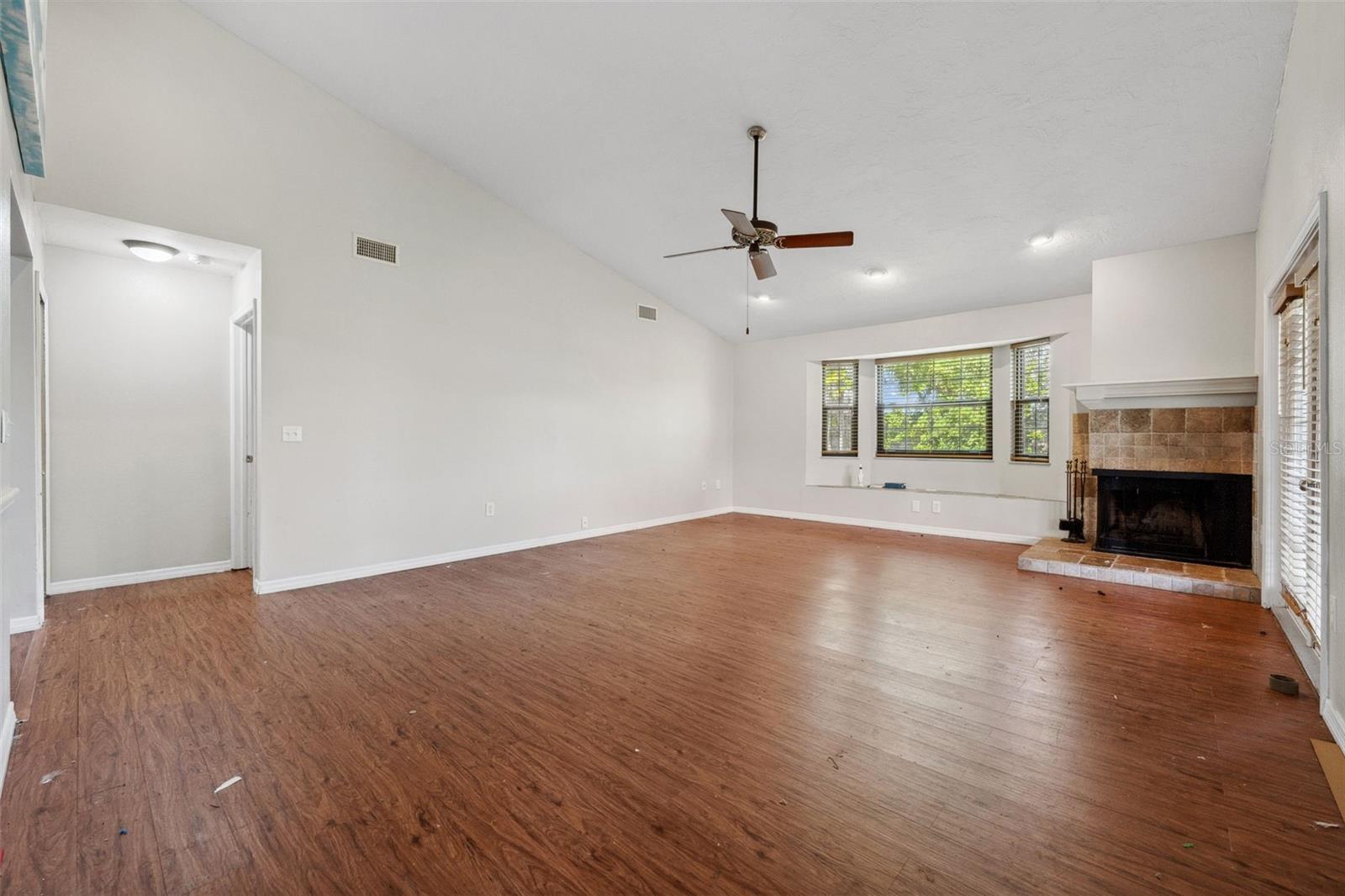 4351 TRAILS DR #4-2, SARASOTA, FL, 34232