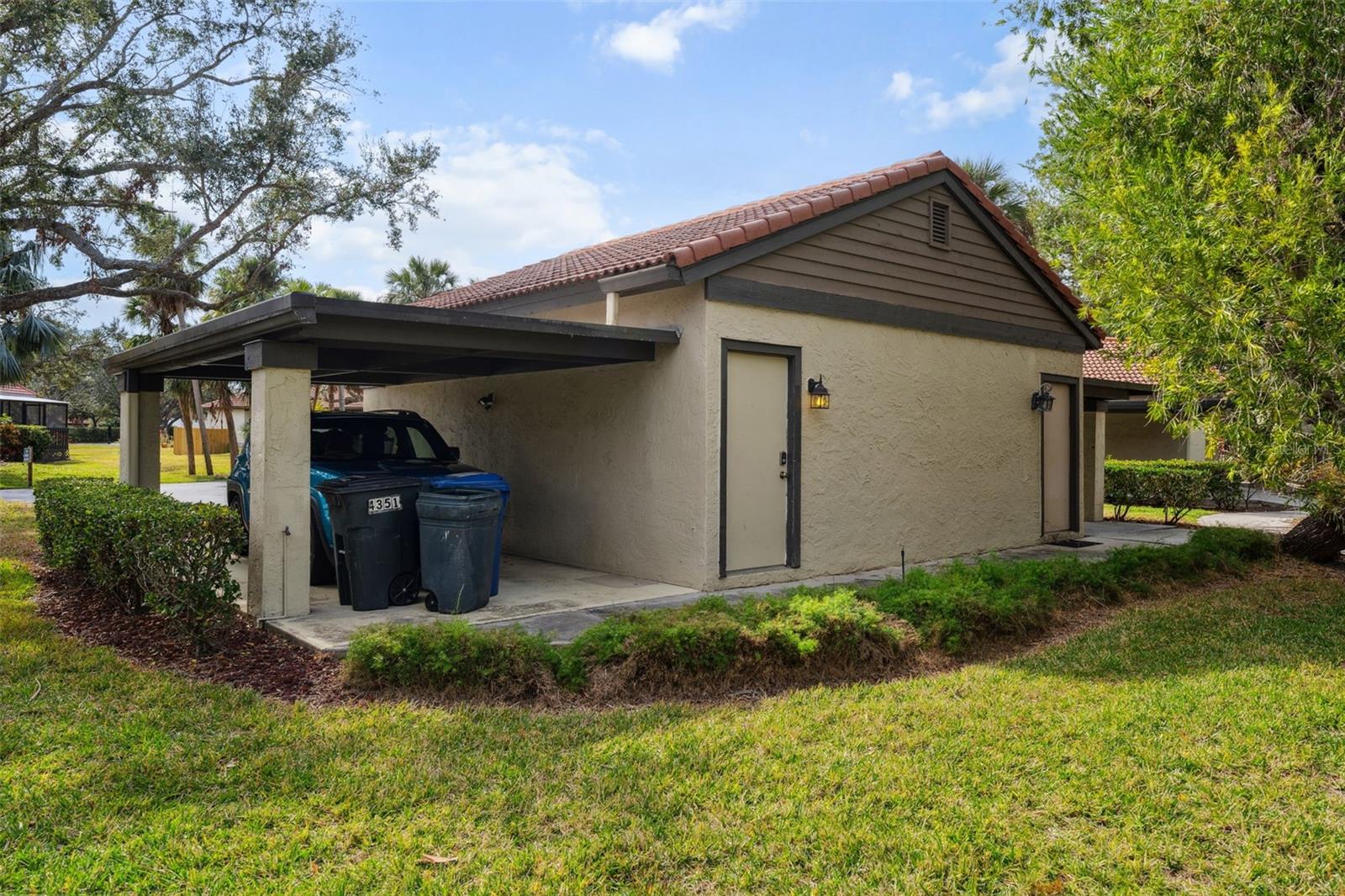 4351 TRAILS DR #4-2, SARASOTA, FL, 34232