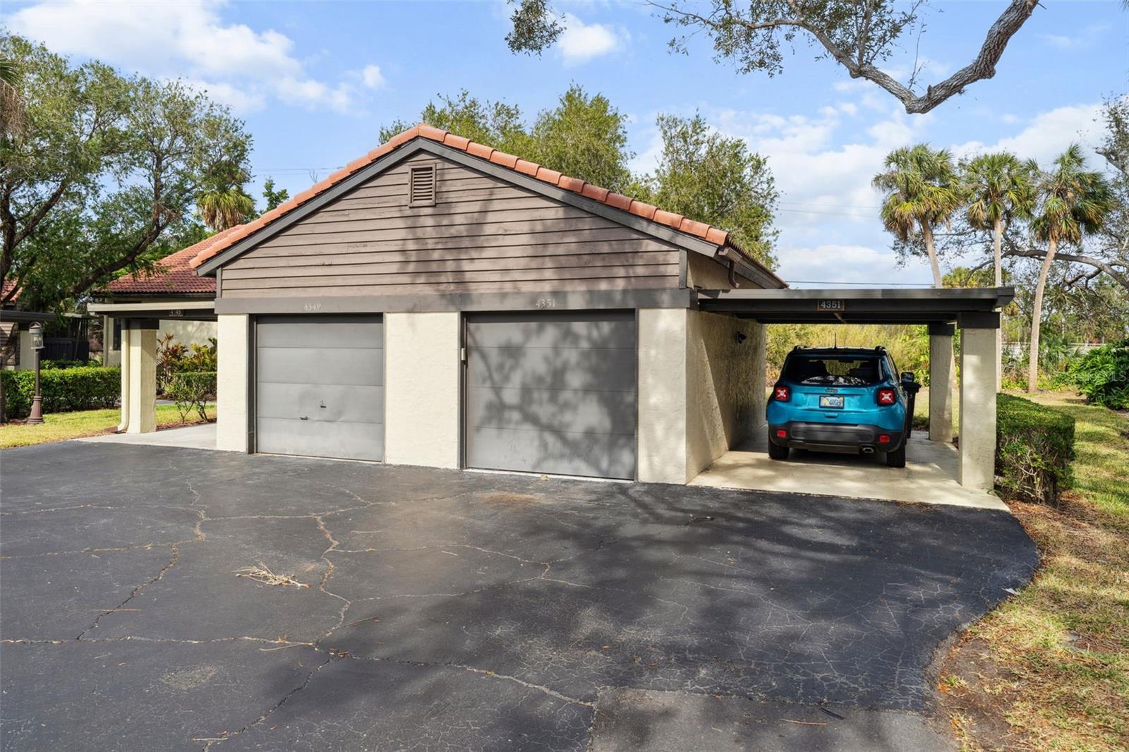 4351 TRAILS DR #4-2, SARASOTA, FL, 34232