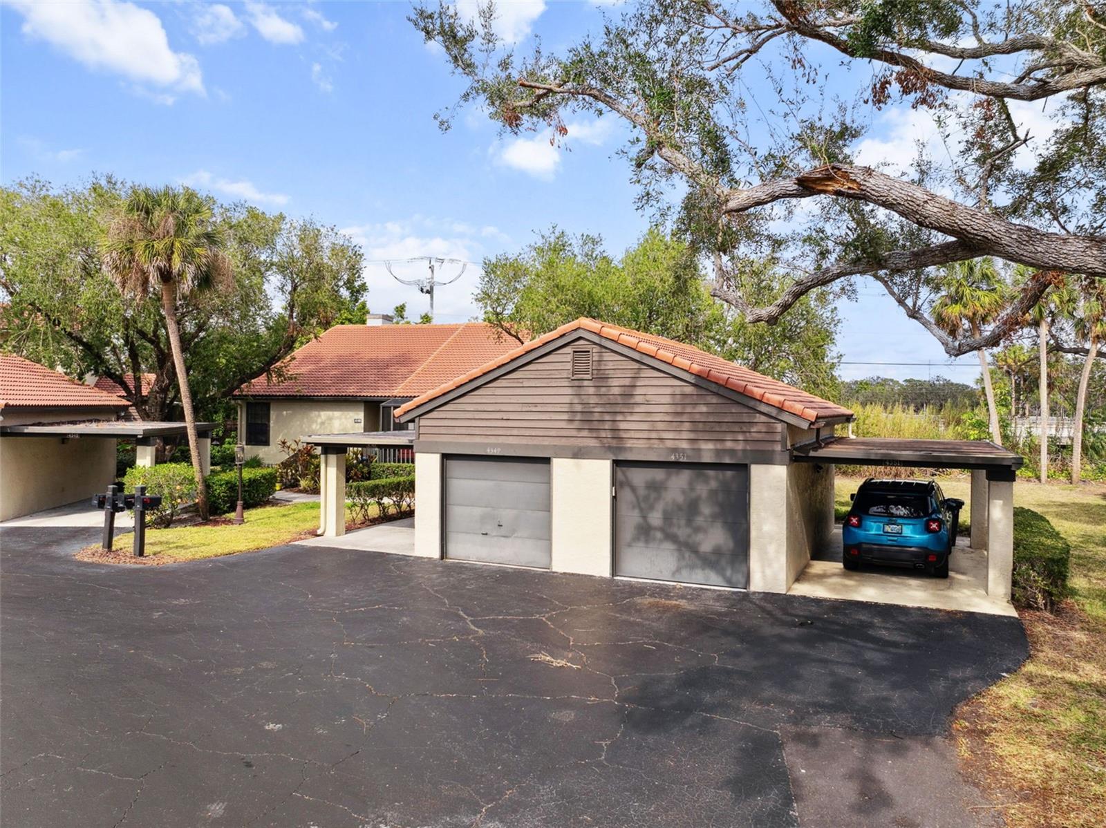 4351 TRAILS DR #4-2, SARASOTA, FL, 34232
