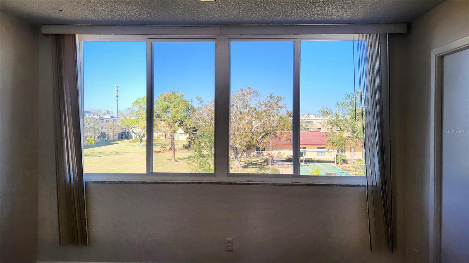 4915 BAY ST NE #335, ST PETERSBURG, FL, 33703