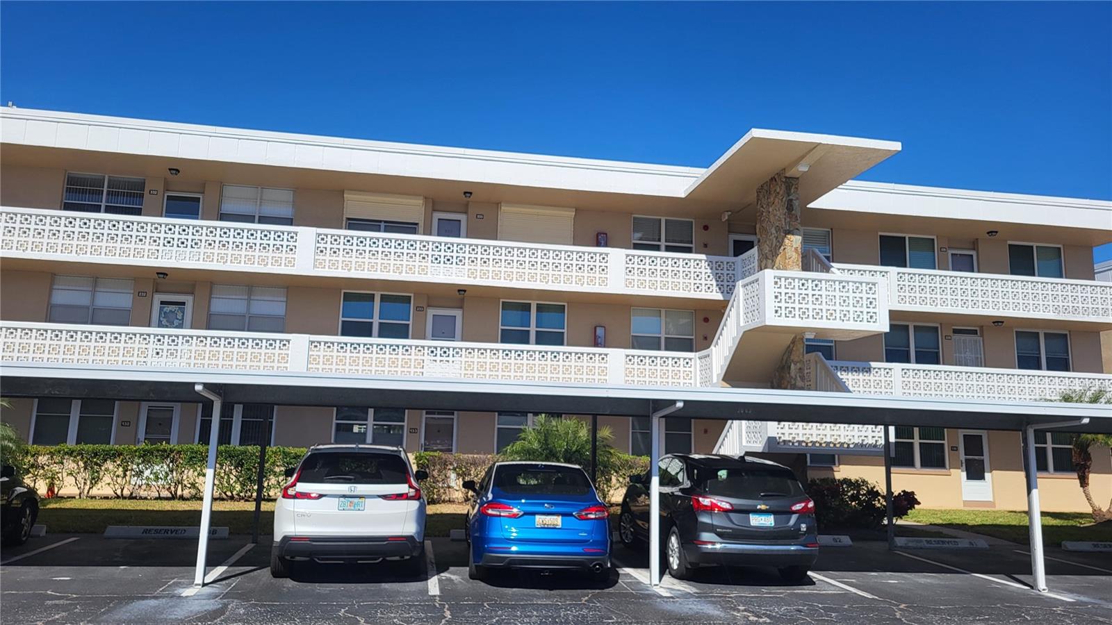 4915 BAY ST NE #335, ST PETERSBURG, FL, 33703