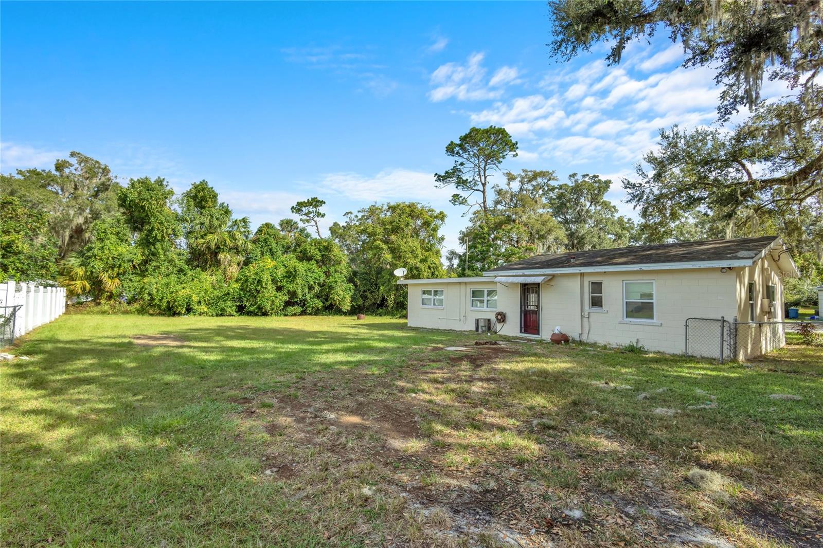 226 S HILL AVE, DELAND, FL, 32724