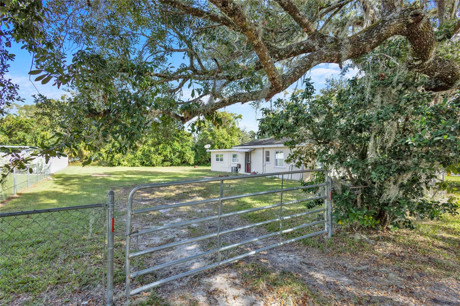226 S HILL AVE, DELAND, FL, 32724