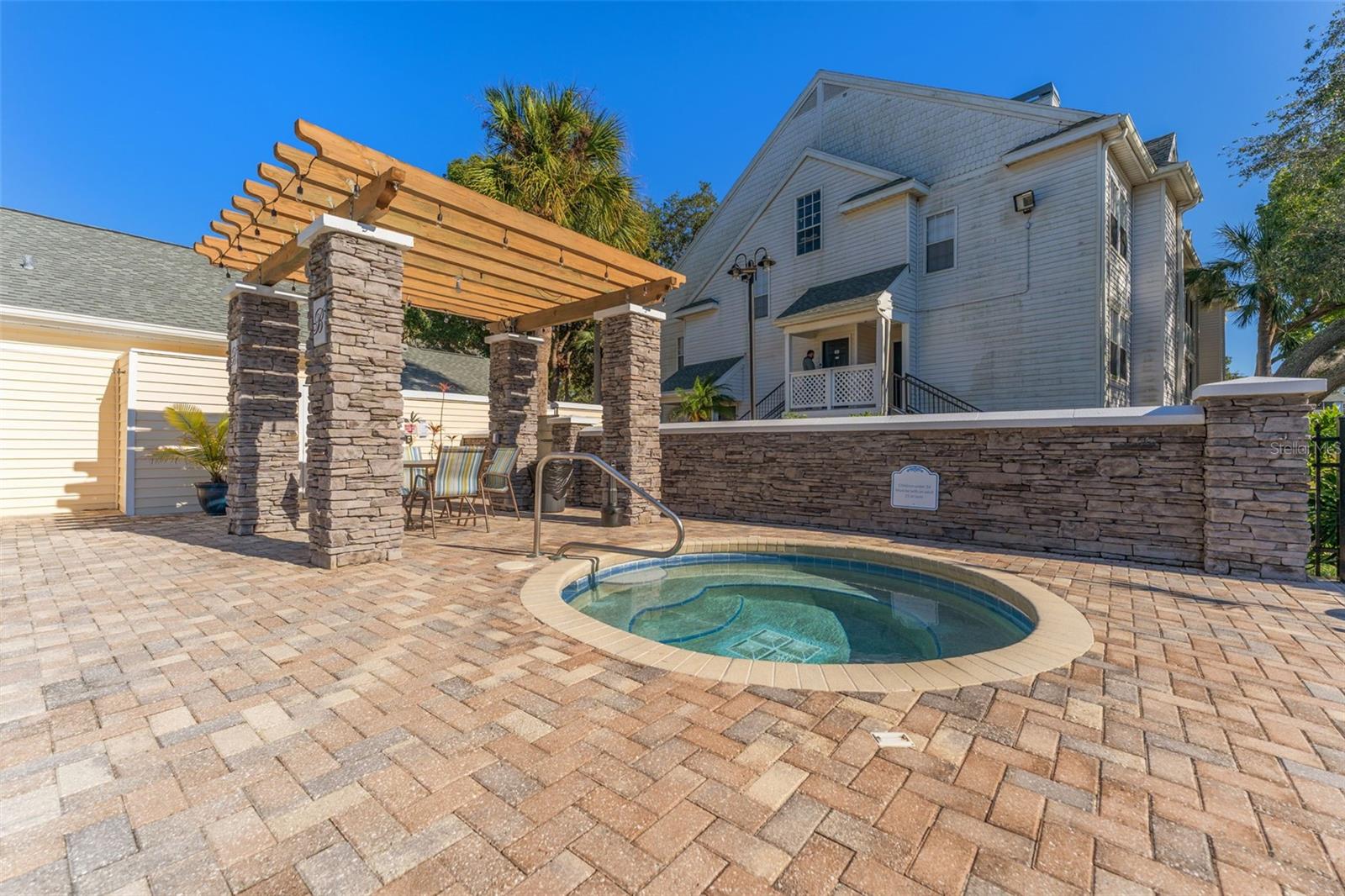 3300 HAVILAND CT #303, PALM HARBOR, FL, 34684