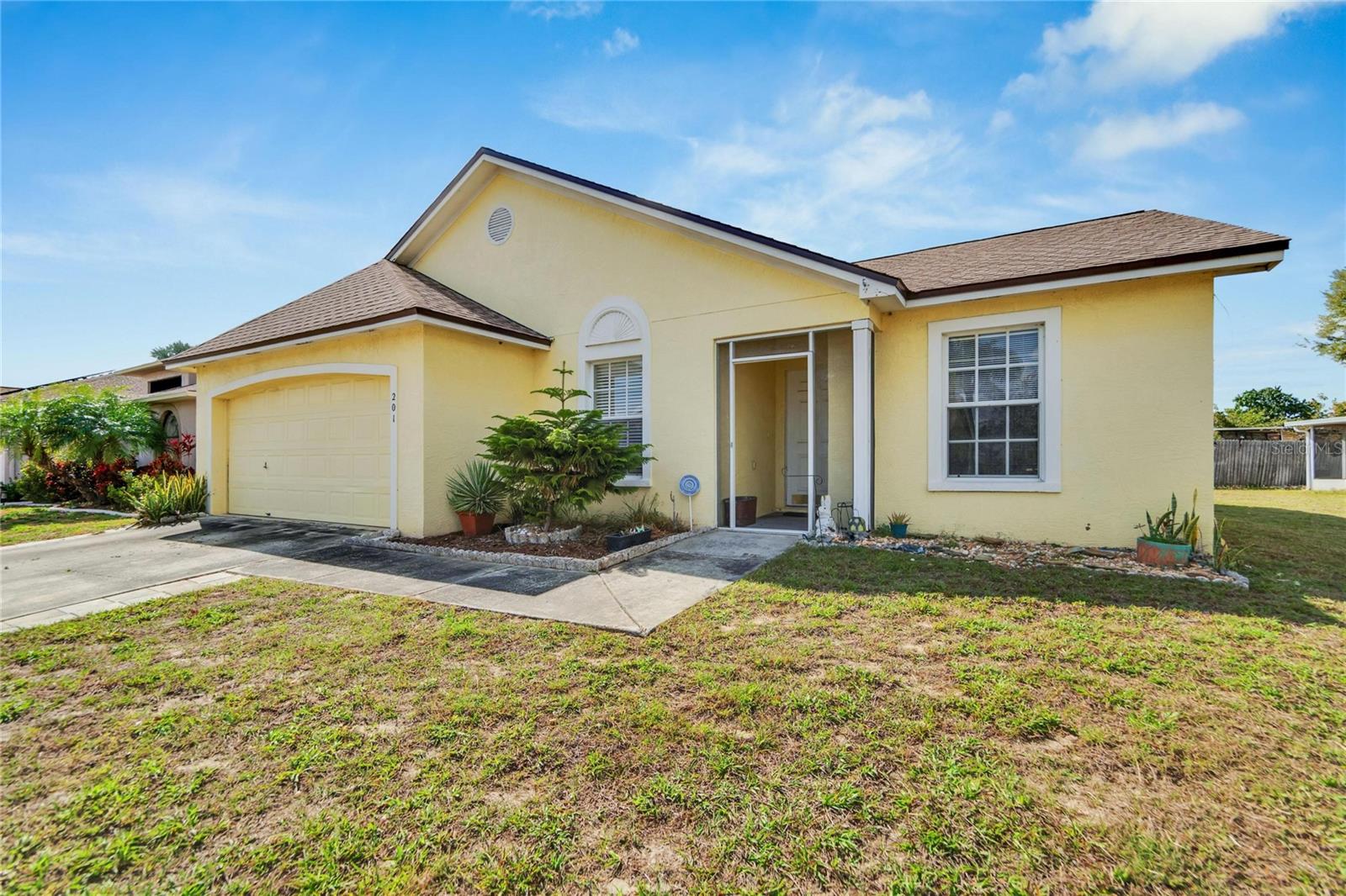 201 LOOKOUT DR, APOLLO BEACH, FL, 33572