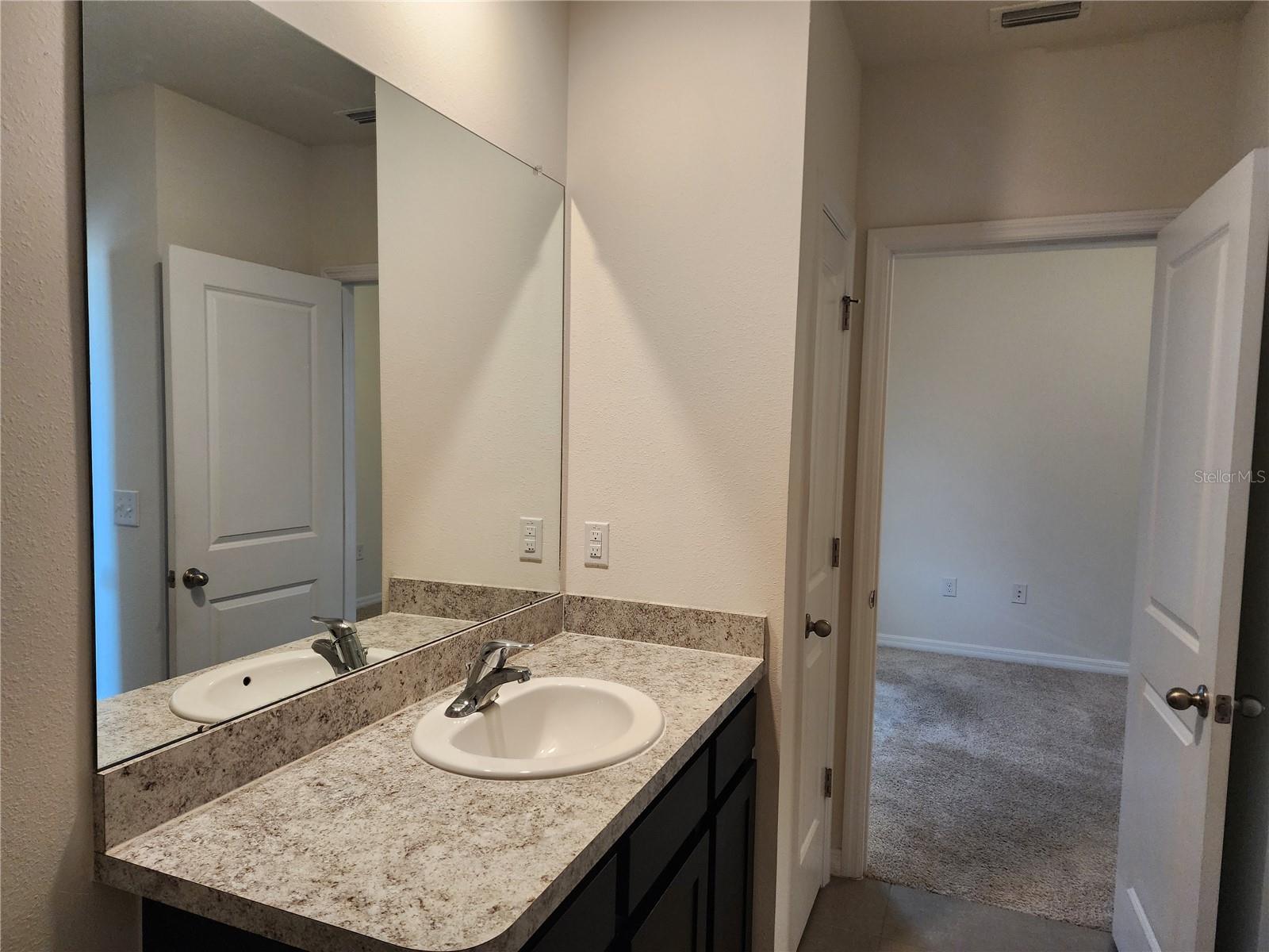 1910 HOVENWEEP RD, WESLEY CHAPEL, FL, 33543