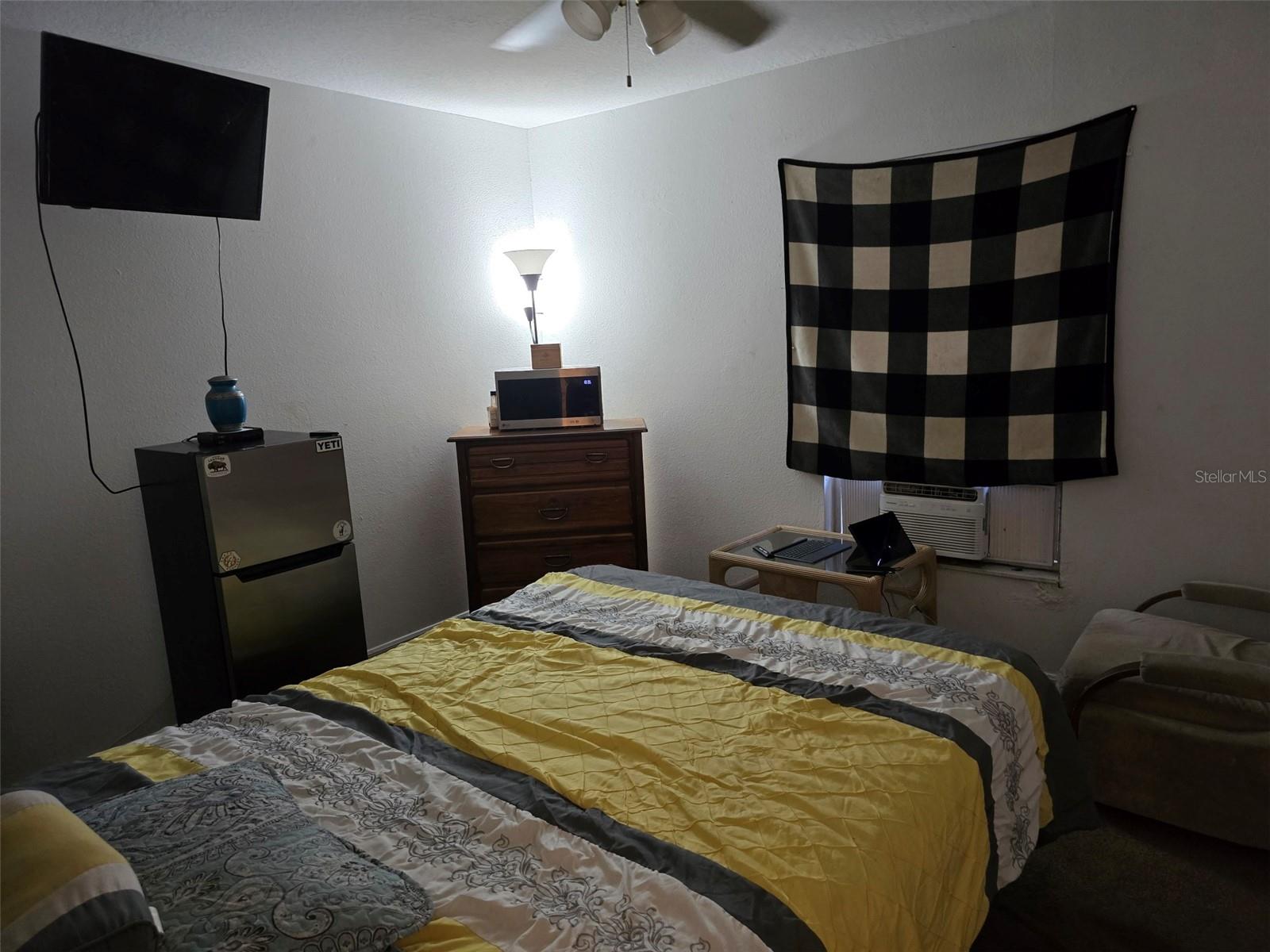 1040 42ND ST, SARASOTA, FL, 34234