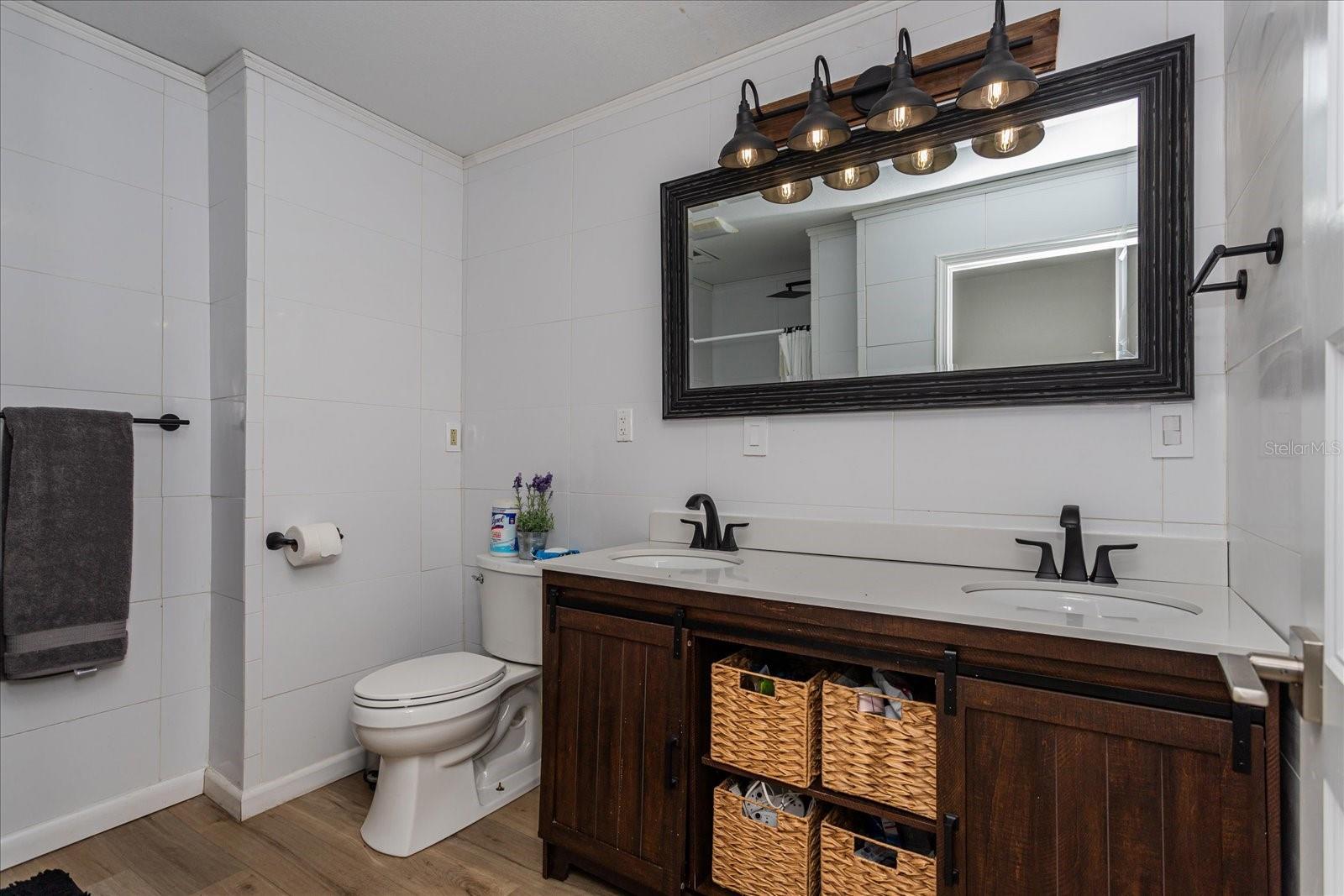 1736 FAIRVIEW SHORES DR, ORLANDO, FL, 32804