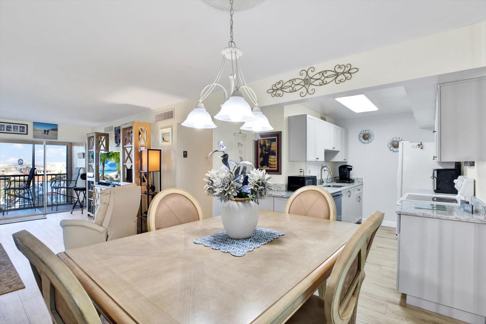 10355 PARADISE BLVD #503, TREASURE ISLAND, FL, 33706