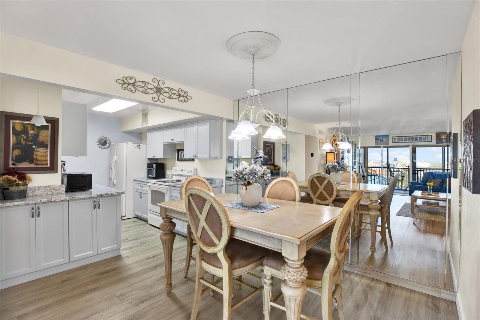 10355 PARADISE BLVD #503, TREASURE ISLAND, FL, 33706