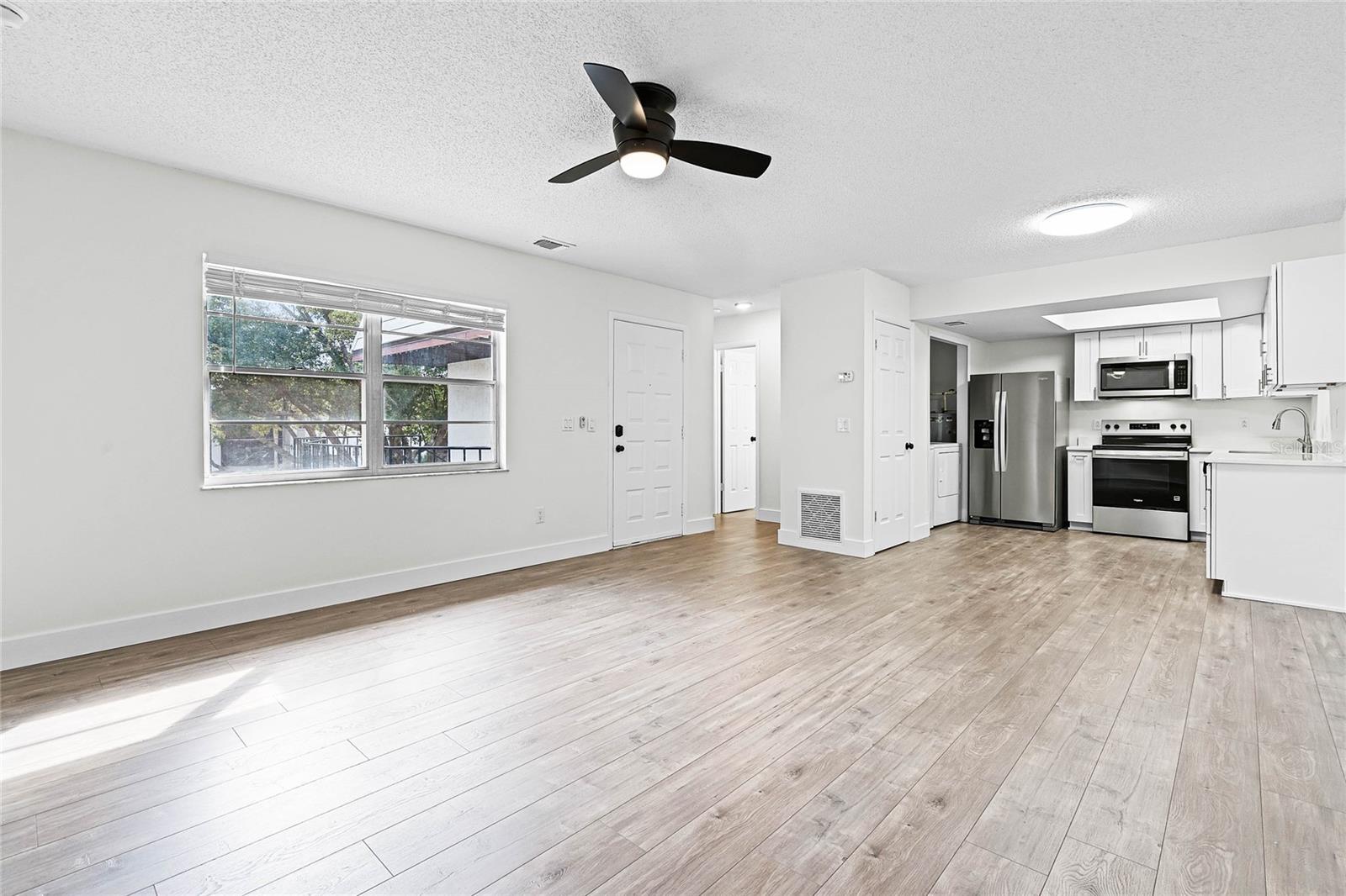 120 WINDTREE LN #120, WINTER GARDEN, FL, 34787