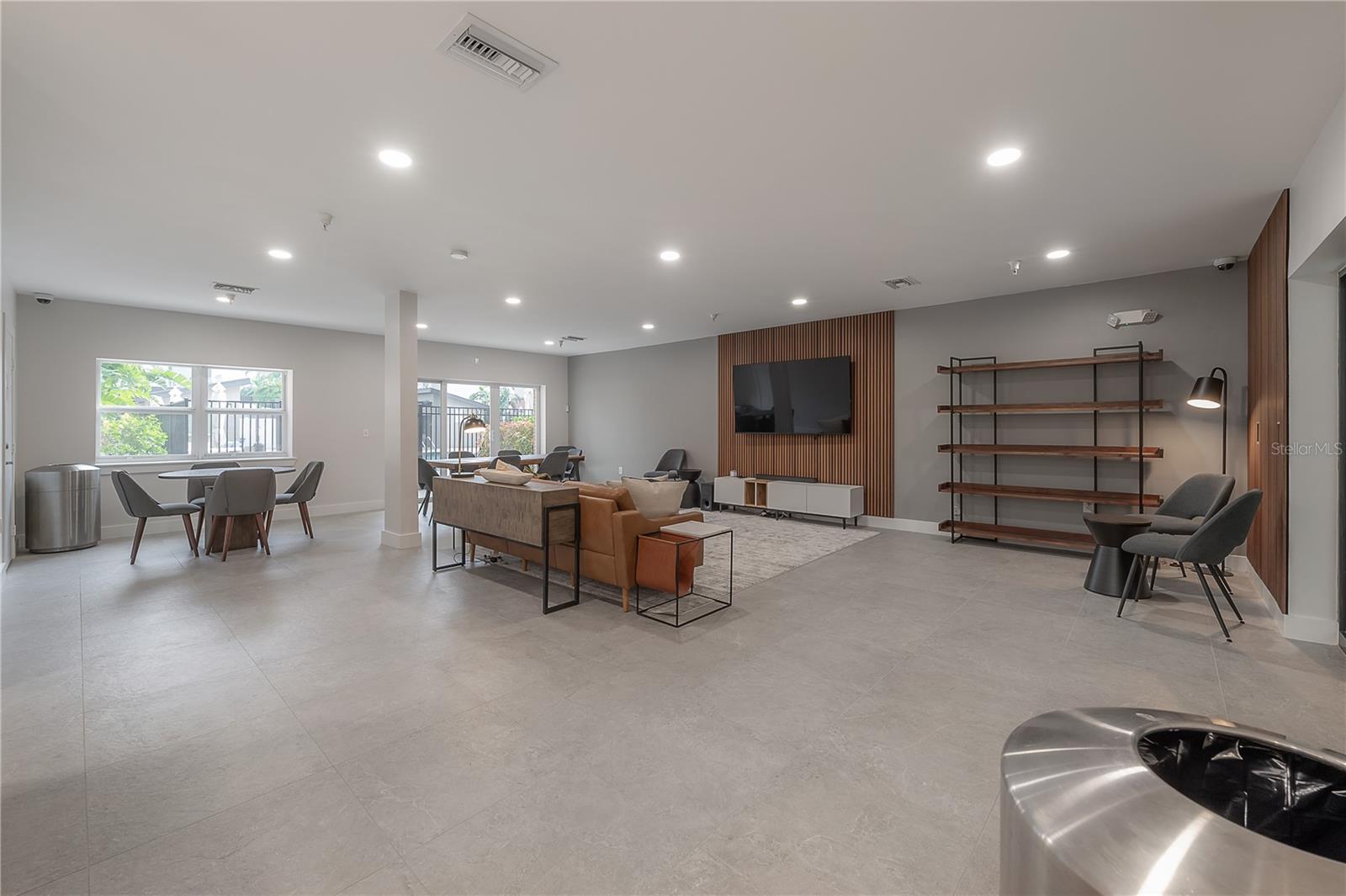 1010 CENTRAL AVE #106, ST PETERSBURG, FL, 33705