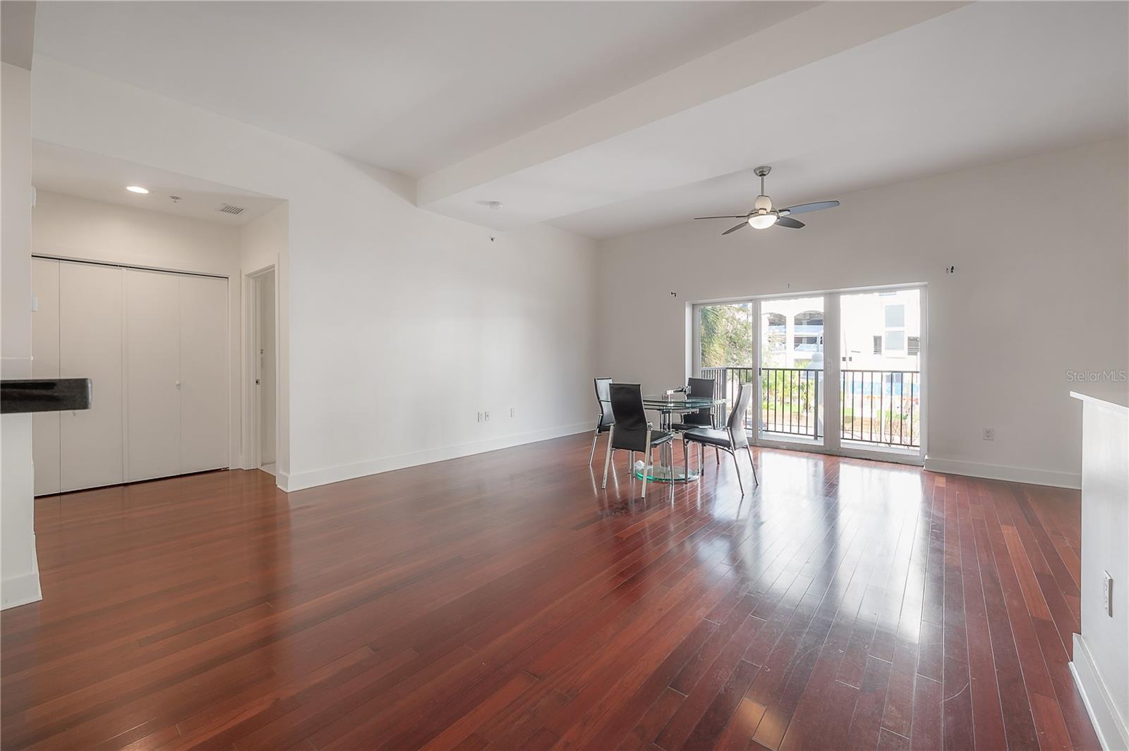 1010 CENTRAL AVE #106, ST PETERSBURG, FL, 33705