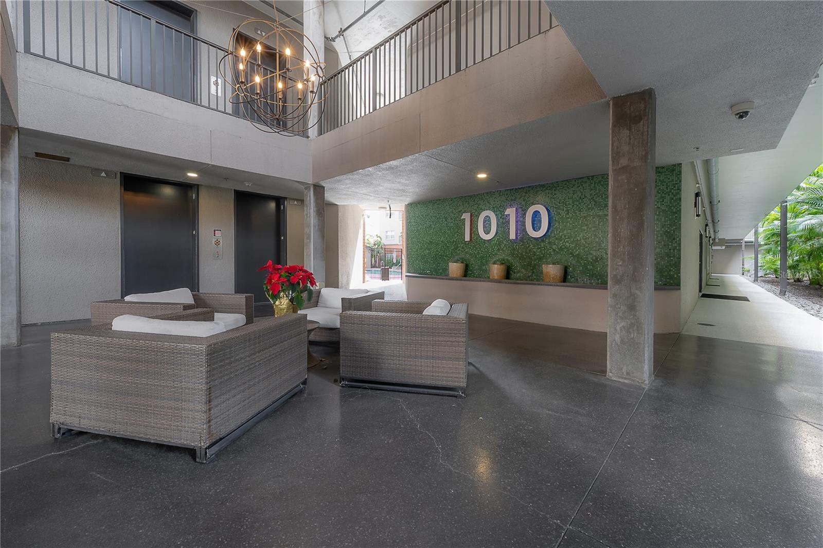 1010 CENTRAL AVE #106, ST PETERSBURG, FL, 33705