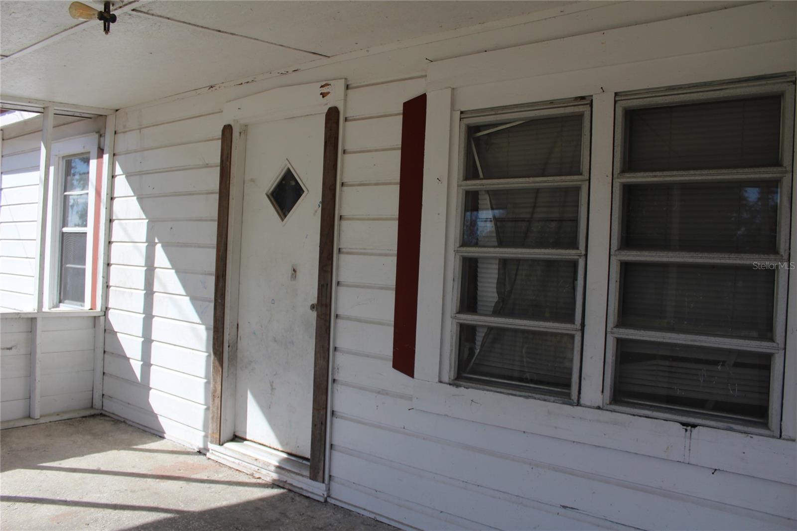 807 N LANIER AVE, FORT MEADE, FL, 33841