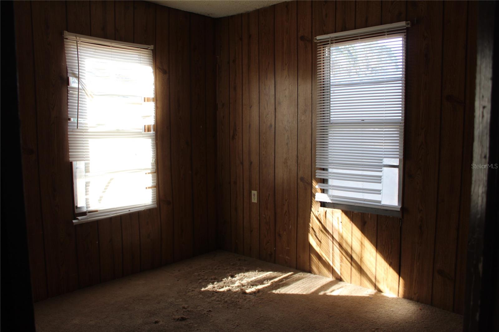 807 N LANIER AVE, FORT MEADE, FL, 33841